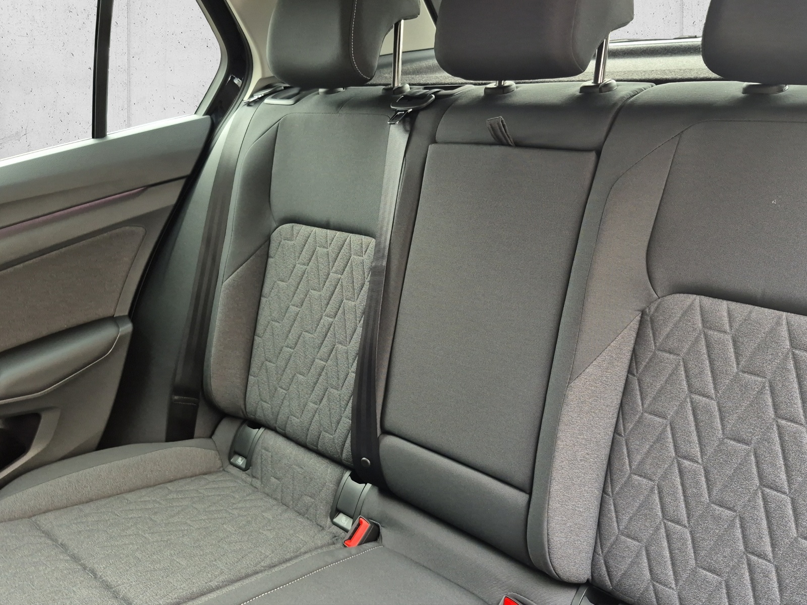 VW Golf 1.5 e TSI mHEV United DSG-image-12