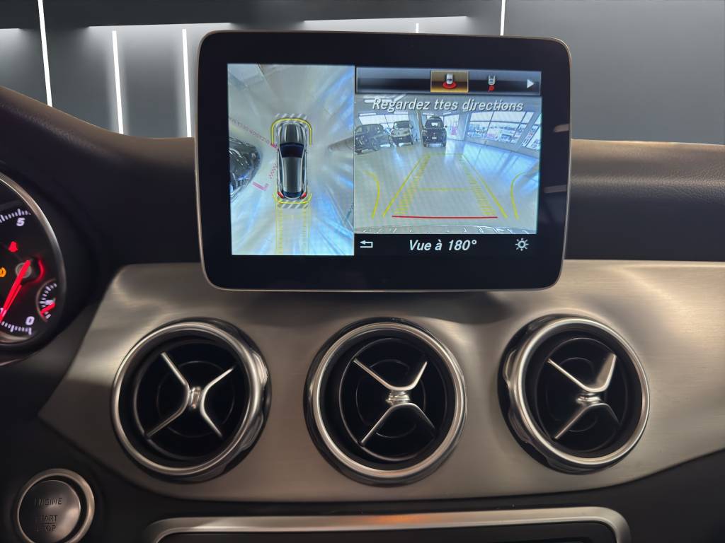 MERCEDES-BENZ GLA 200 Night Star-image-13