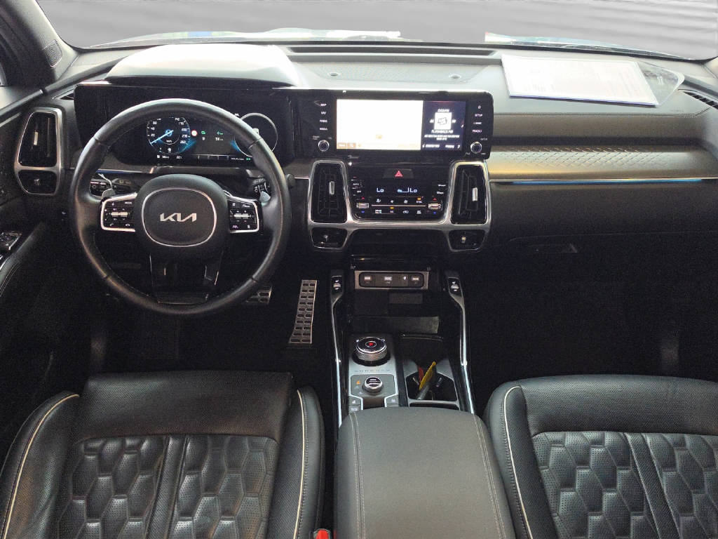 KIA Sorento 1.6 T-GDi Plug-in Hybrid Style 7P-image-4