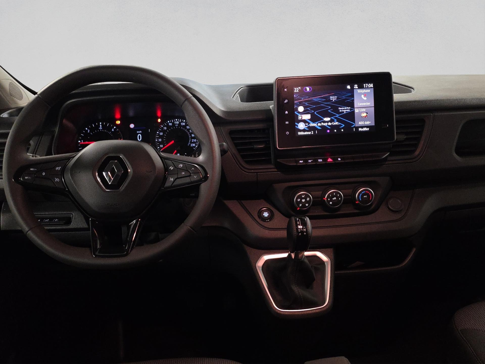 RENAULT Trafic Blue dCi 150 Passenger Evolution EDC-image-13