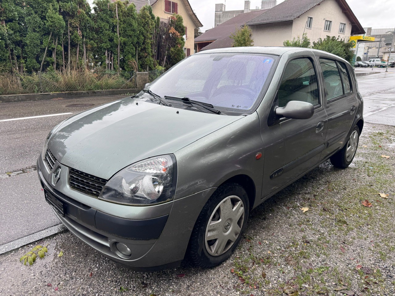 RENAULT Clio 1.4 16V Expression Confort-image-2