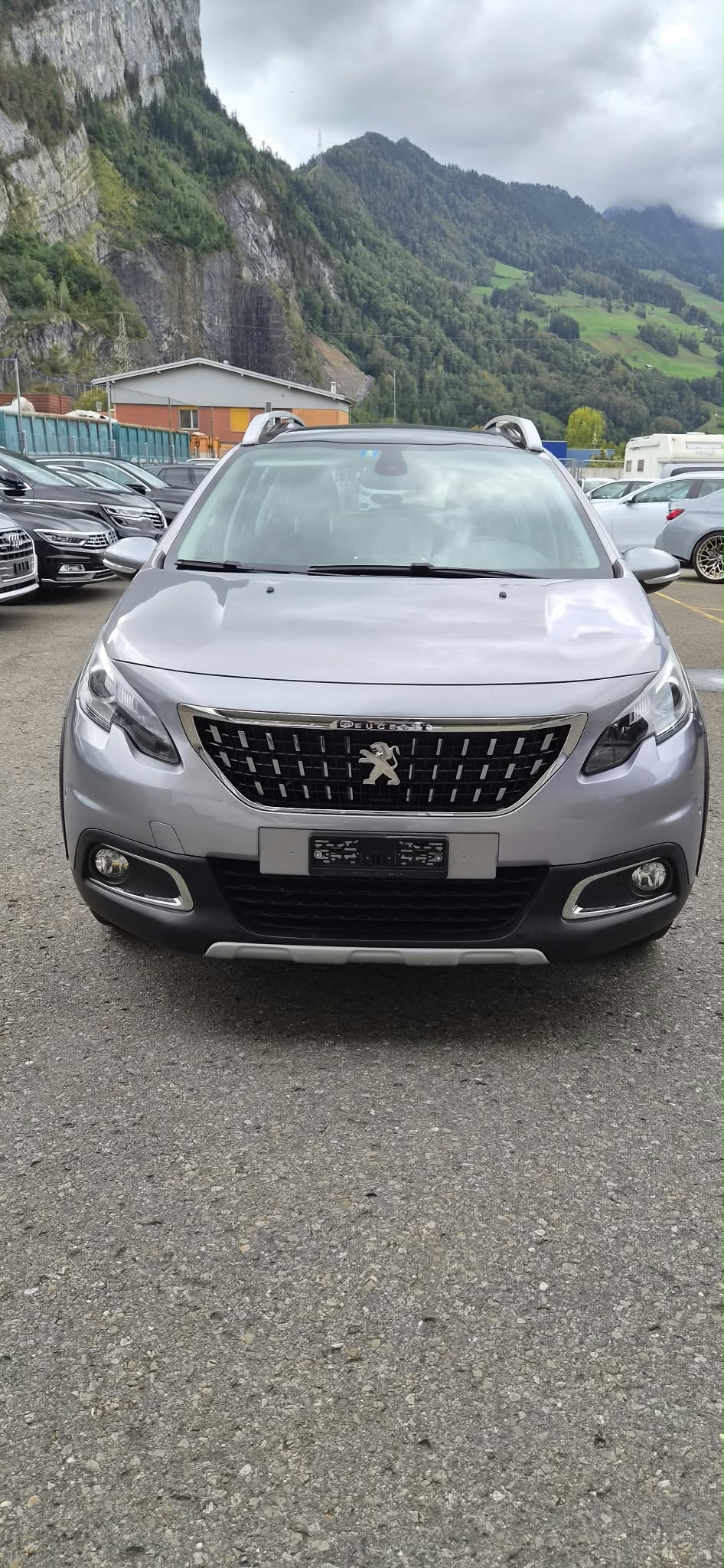 PEUGEOT 2008 1.2 PureTech Active EAT6-image-0