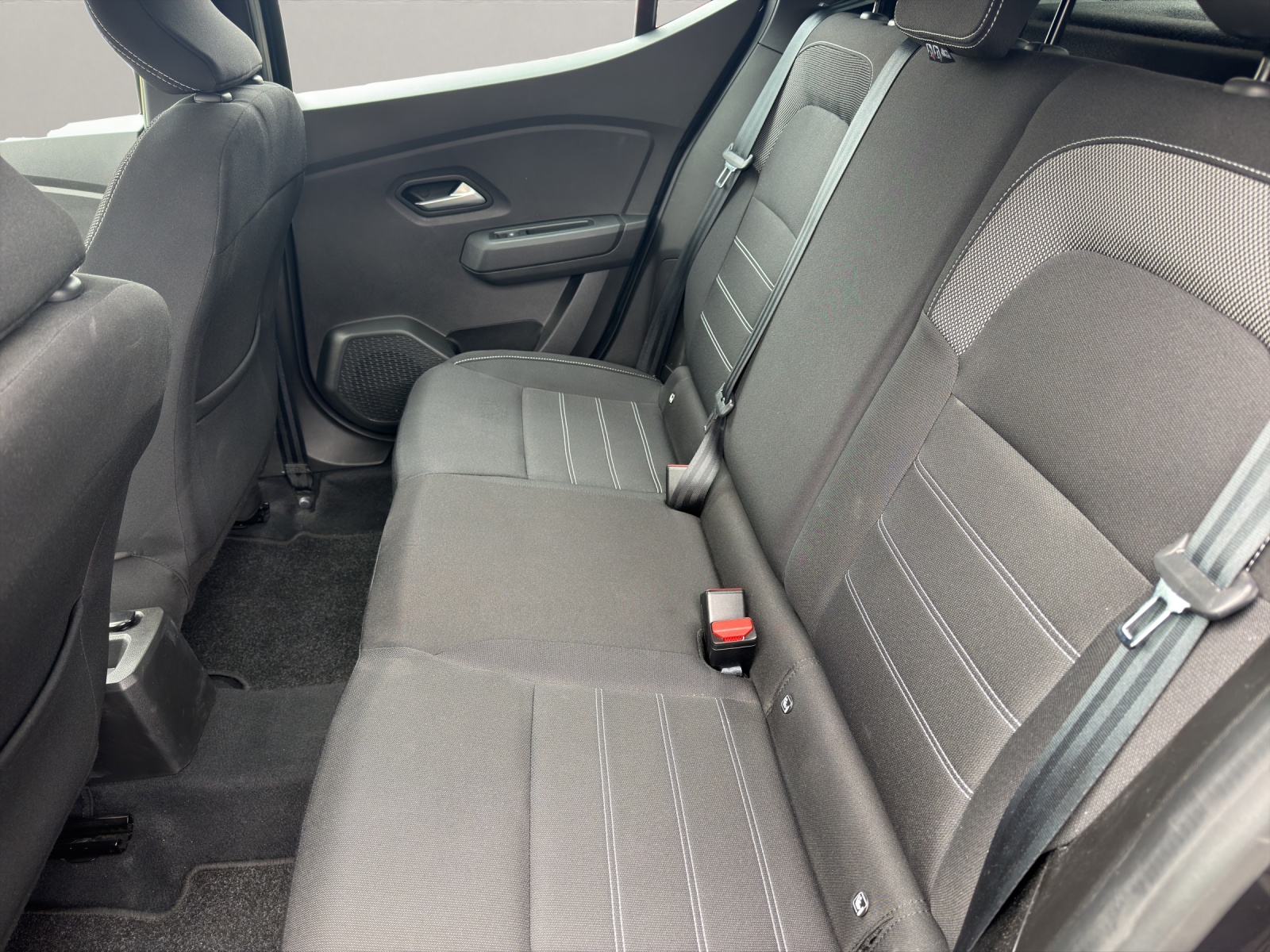 DACIA Sandero 1.0 TCe Stepway Comfort-image-9