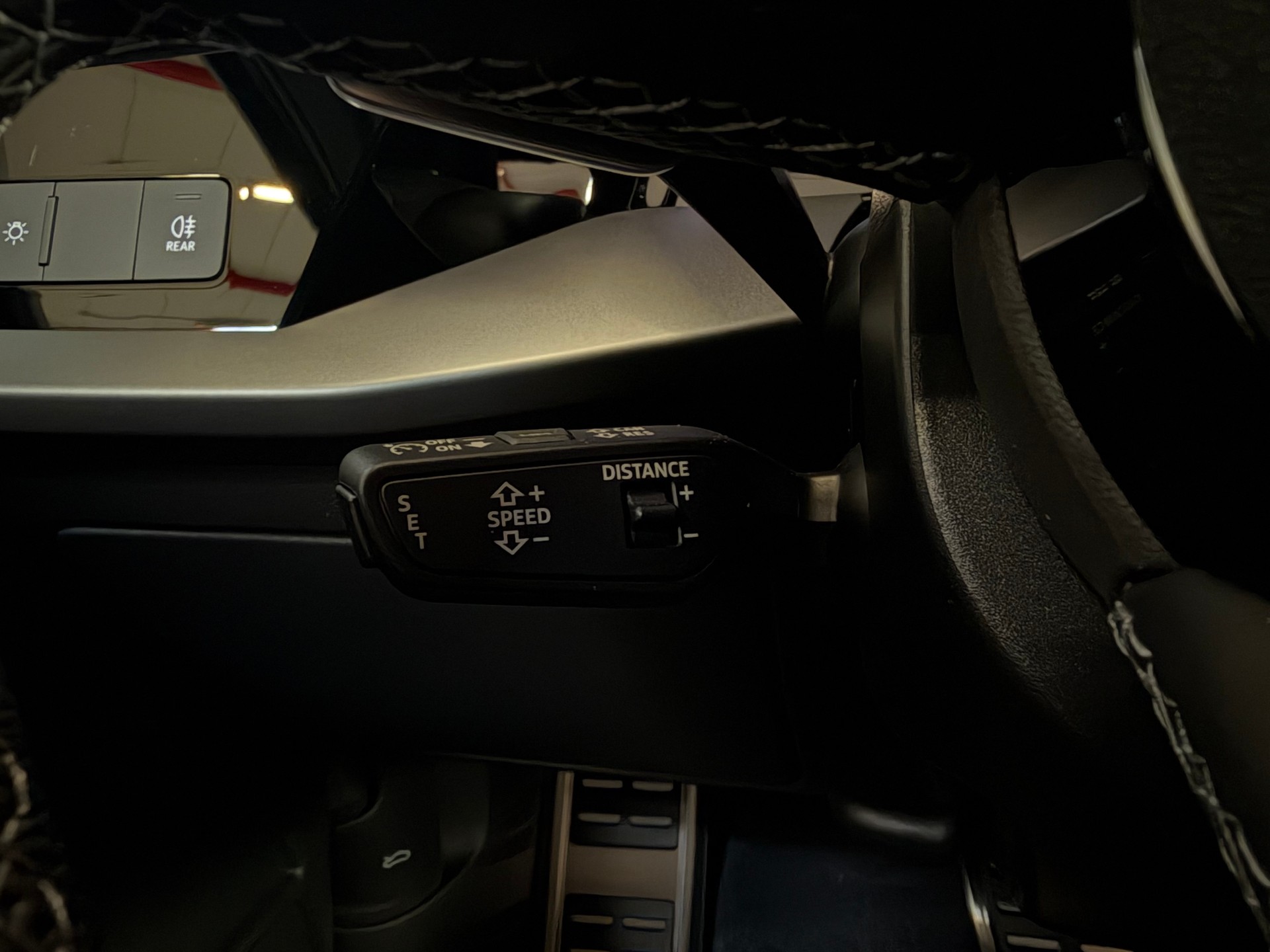 AUDI A3 Sportback 35 TFSI S line S-tronic-image-26