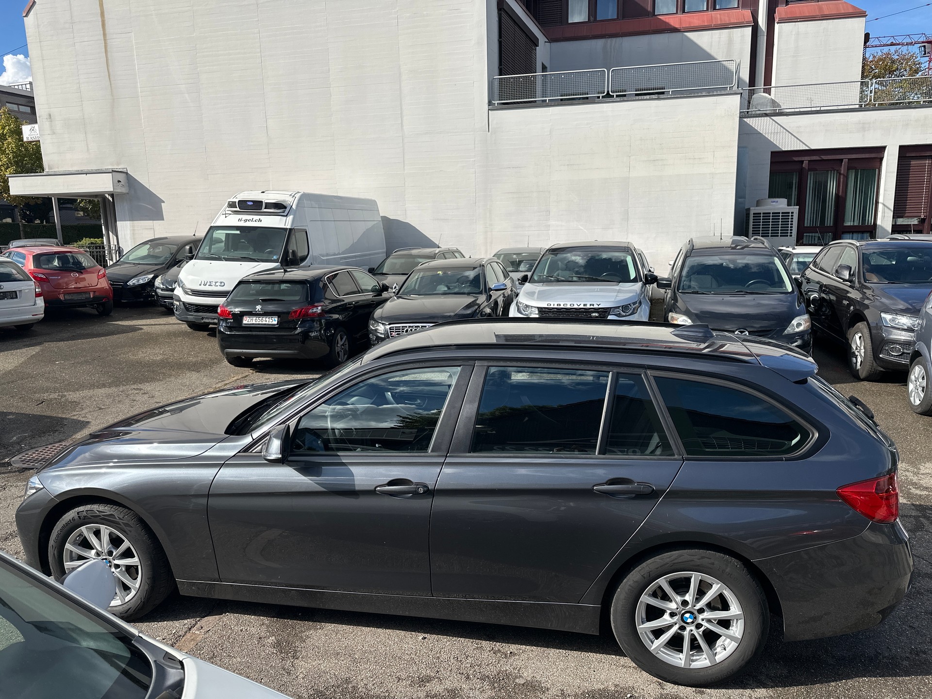 BMW 316i Touring Business Steptronic-image-3