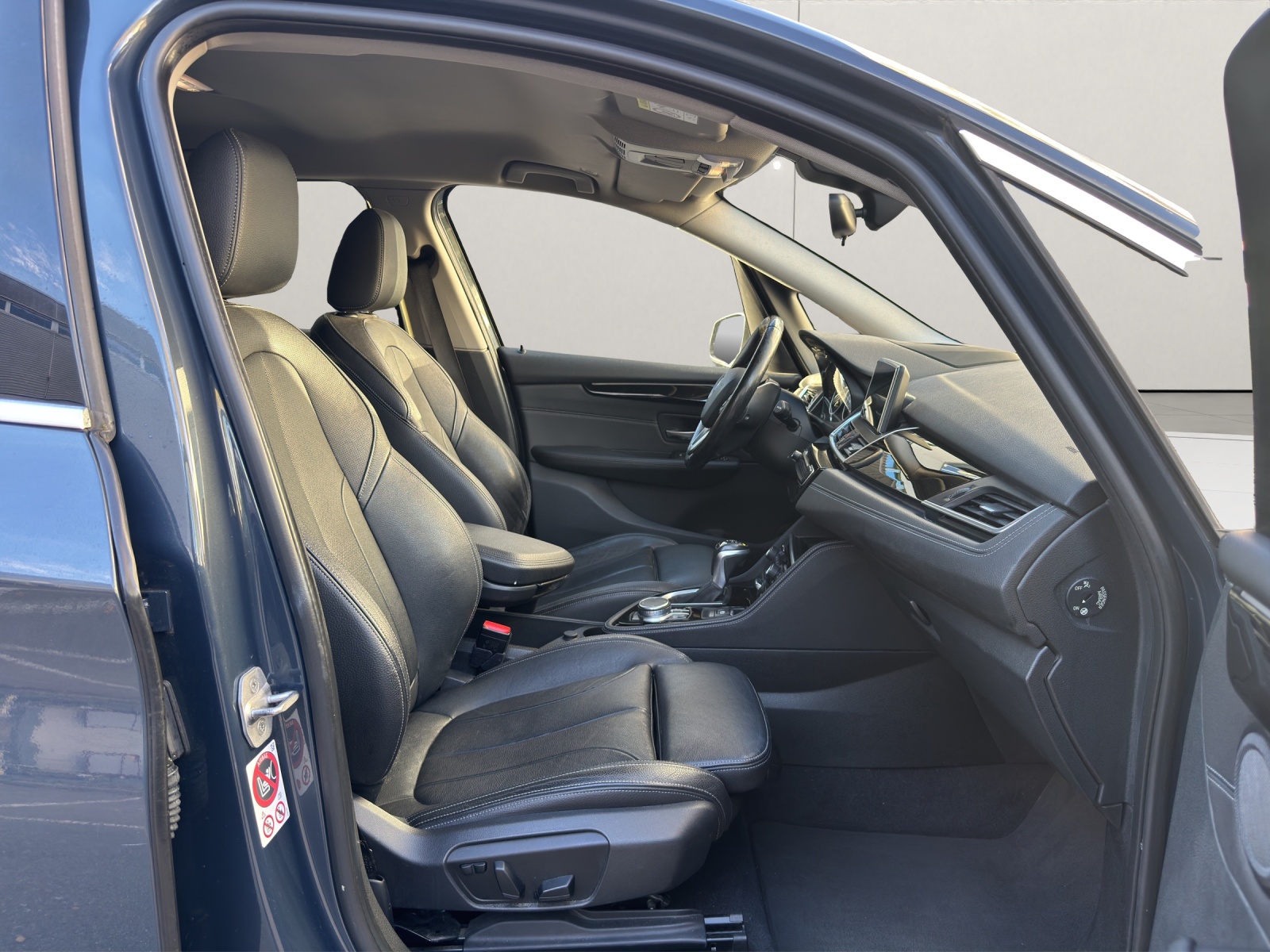 BMW 225xe iPerformance Active Tourer Steptronic-image-10