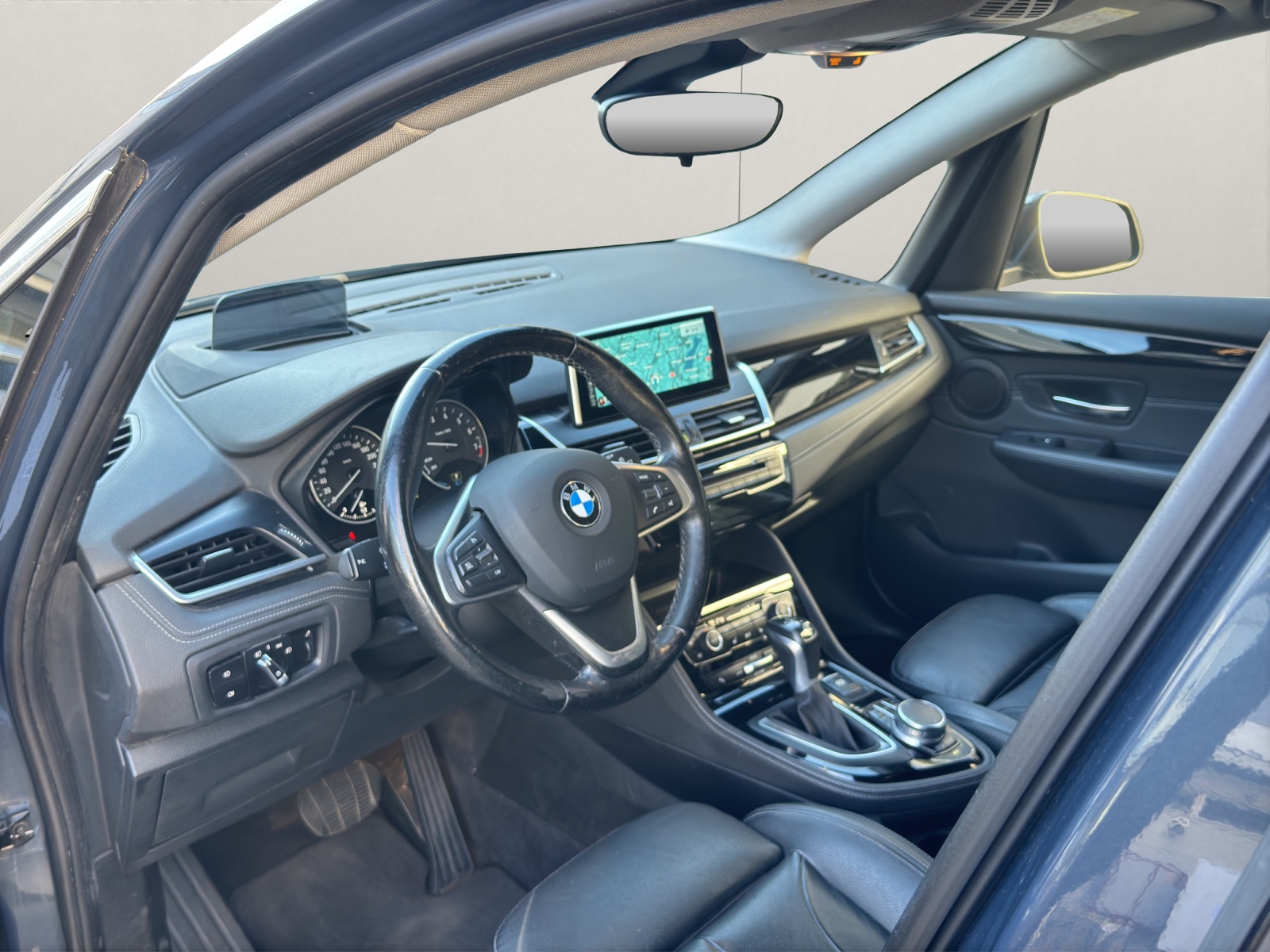 BMW 225xe iPerformance Active Tourer Steptronic-image-8