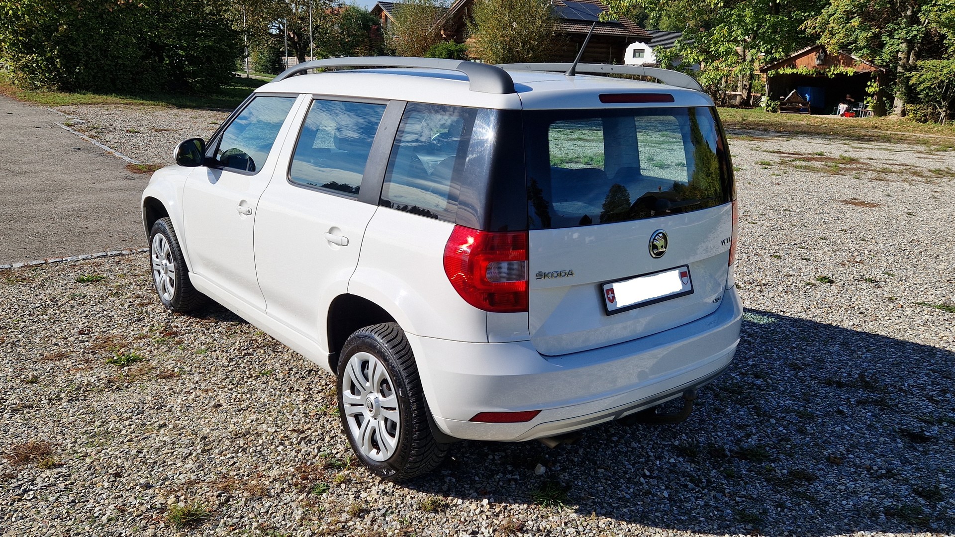SKODA 2.0 TDI 110 Active 4x4-image-2