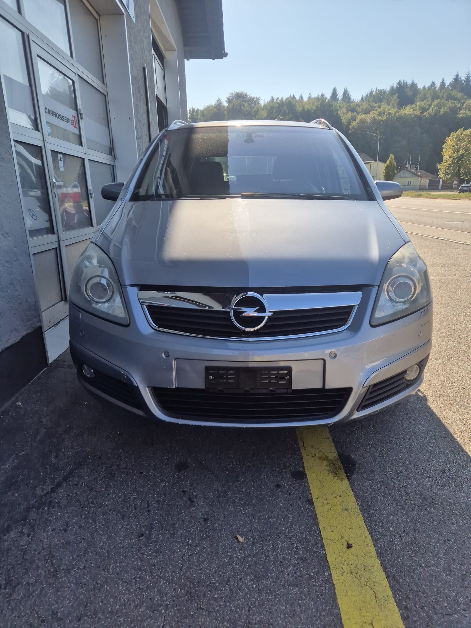 OPEL Zafira 1.9 CDTI Enjoy Automatic-image-4