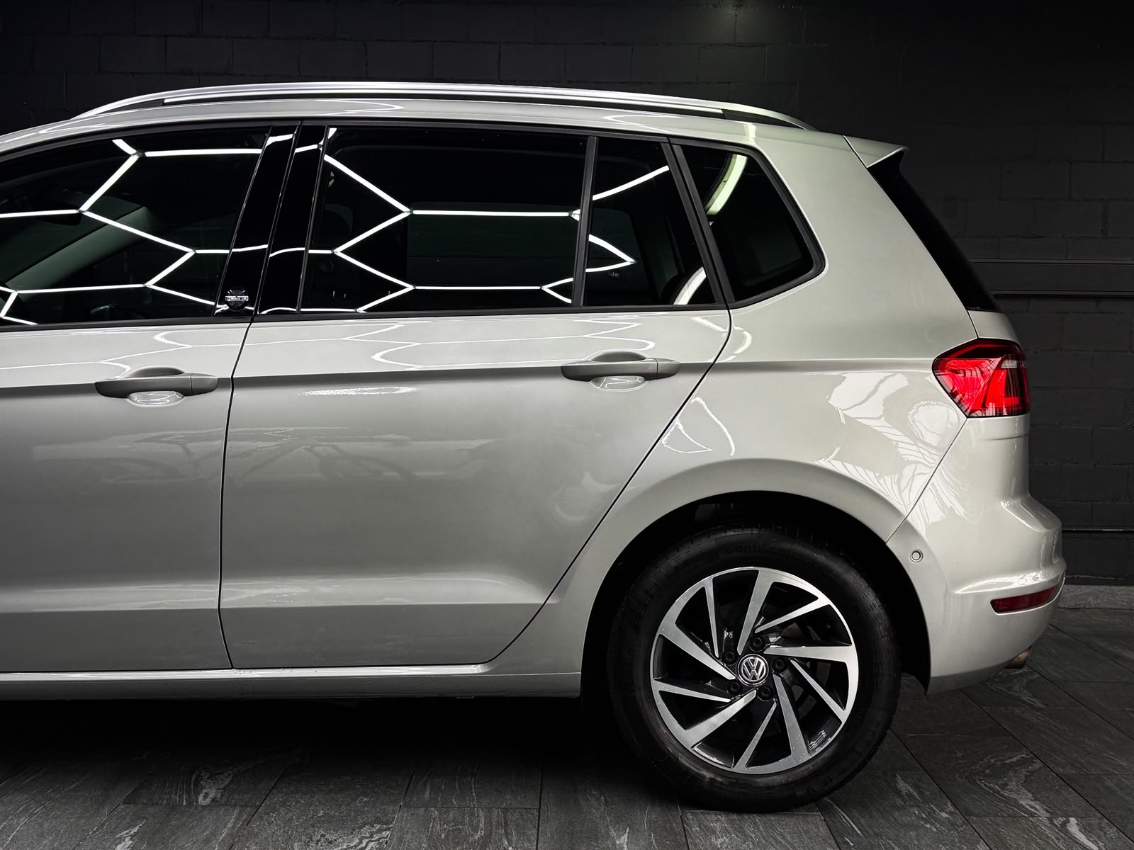 VW Golf Sportsvan 1.4 TSI Highline DSG-image-7