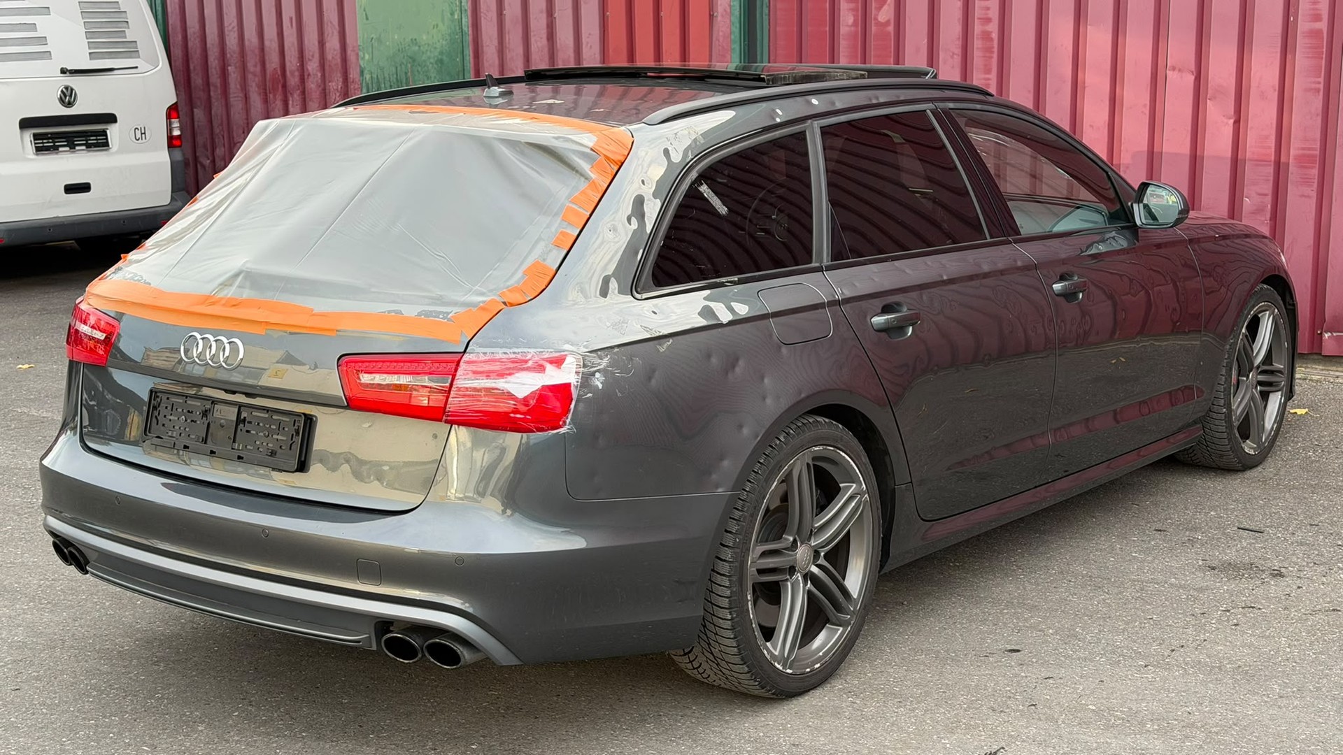 AUDI S6 Avant 4.0 TFSI V8 quattro S-tronic-image-4
