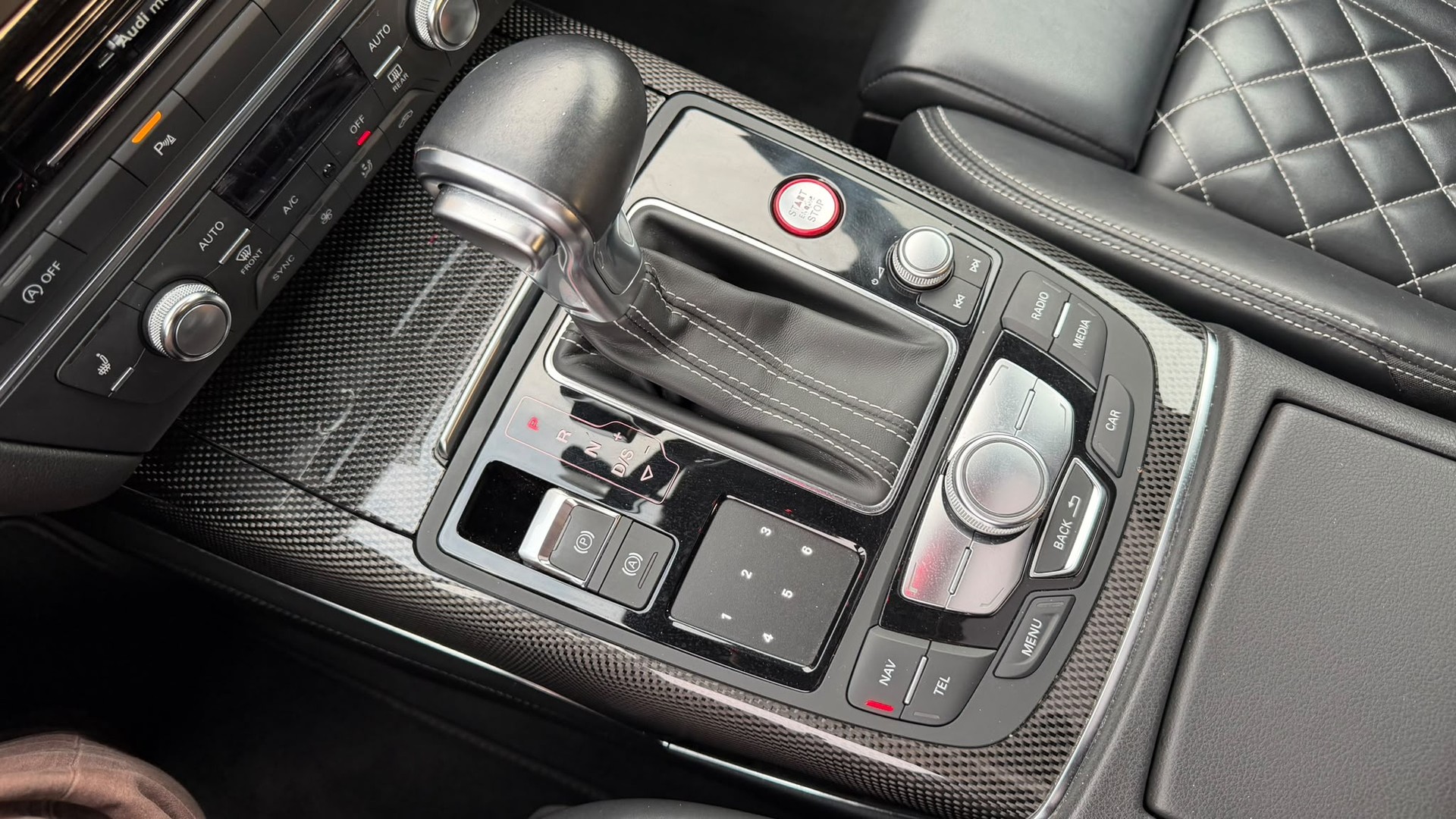 AUDI S6 Avant 4.0 TFSI V8 quattro S-tronic-image-14