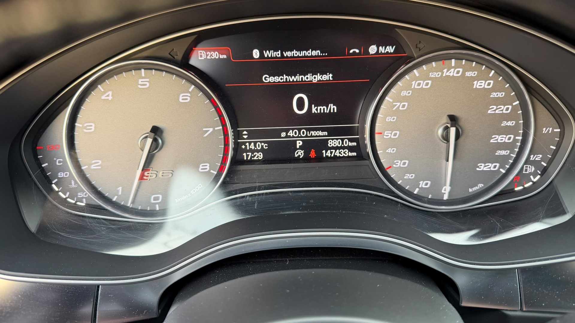 AUDI S6 Avant 4.0 TFSI V8 quattro S-tronic-image-15