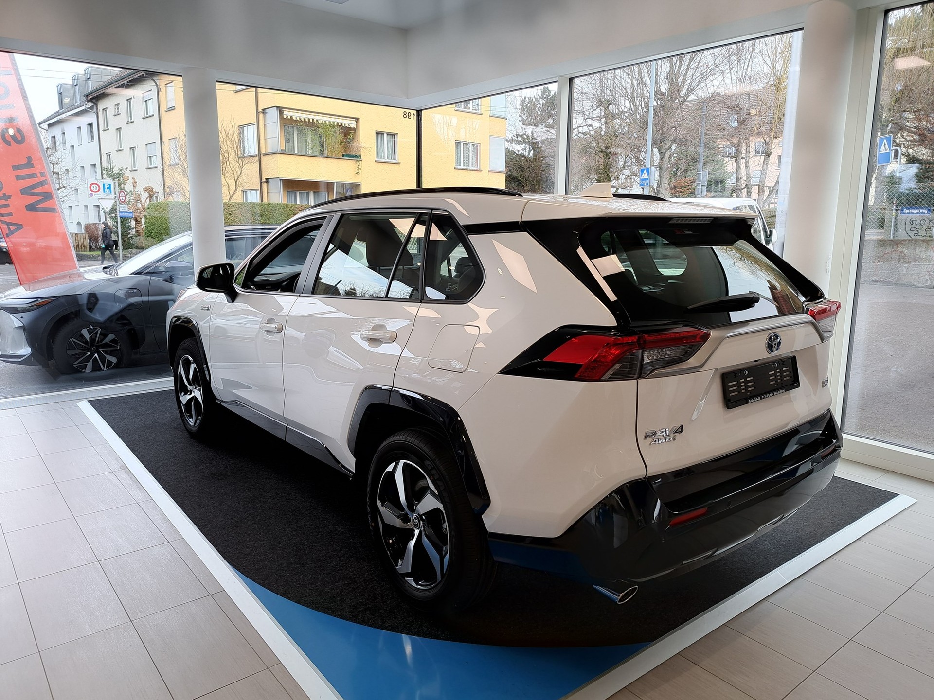 TOYOTA RAV-4 2.5 PHEV Trend e-CVT 4WD-image-7