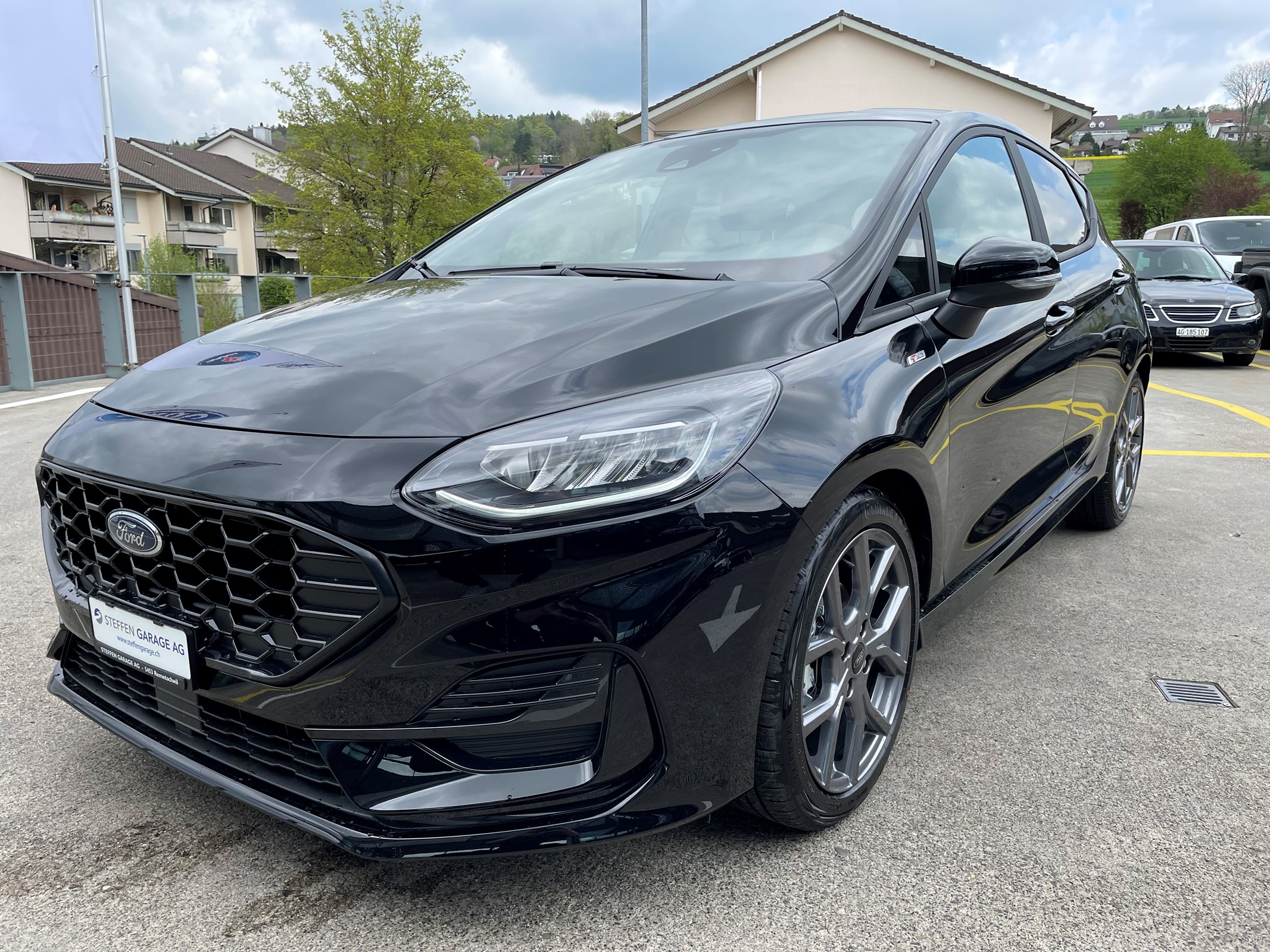 Car photo
