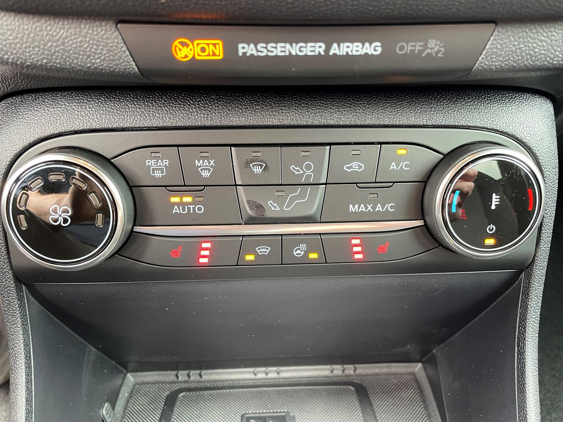 FORD Fiesta 1.0 MHEV ST Line A-image-13