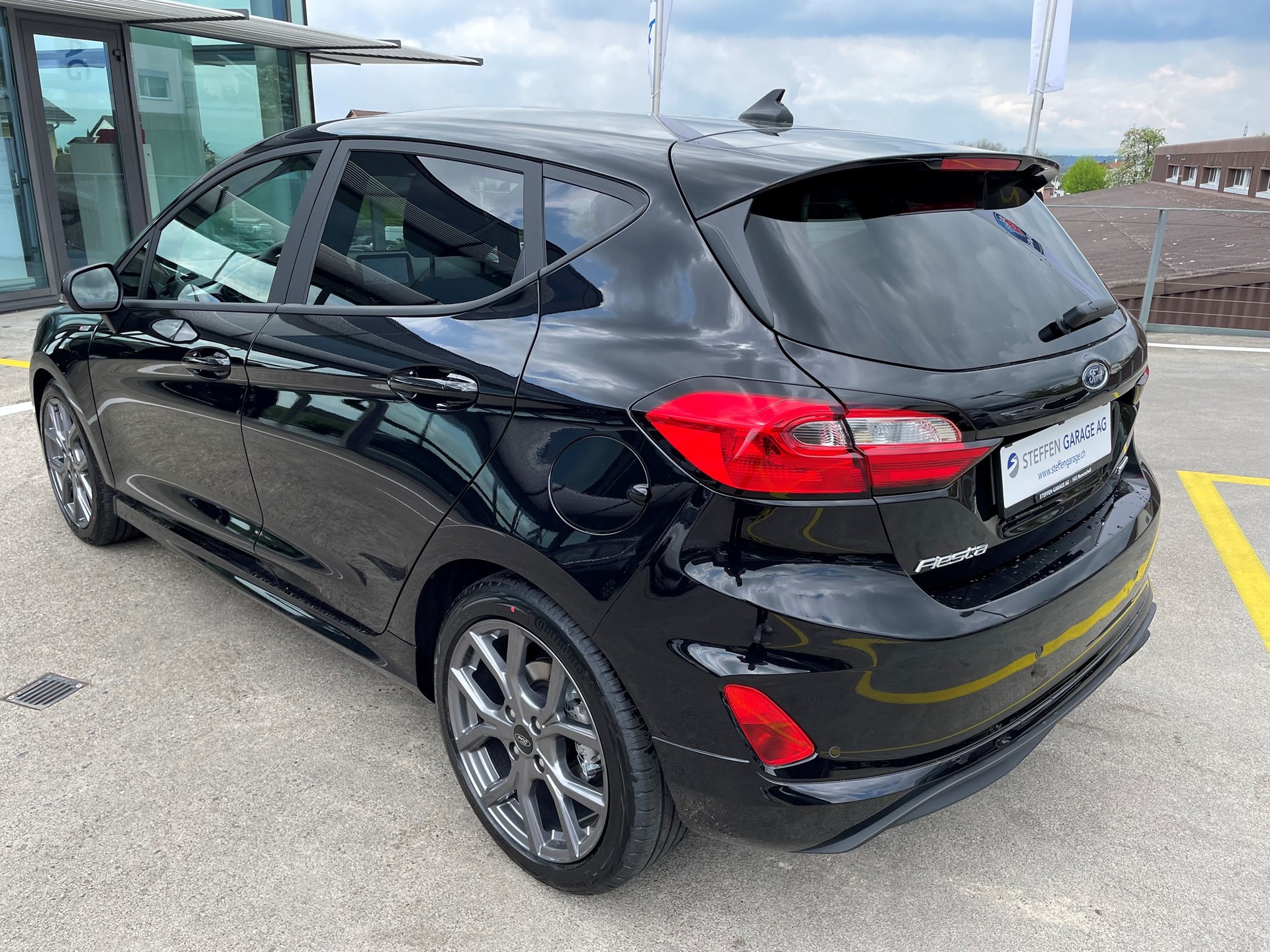 FORD Fiesta 1.0 MHEV ST Line A-image-5