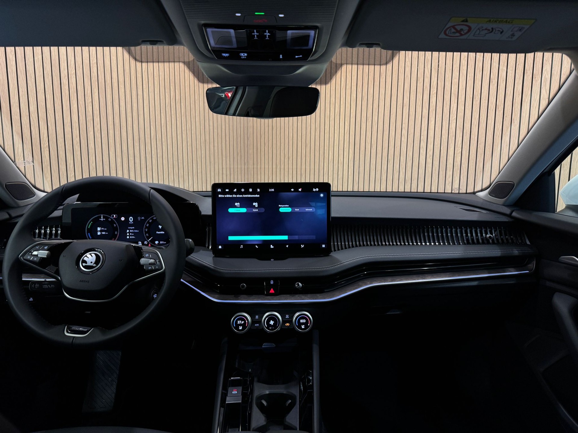SKODA Superb Combi 1.5 TSI PHEV L&K DSG * 5Jahre Garantie*-image-7