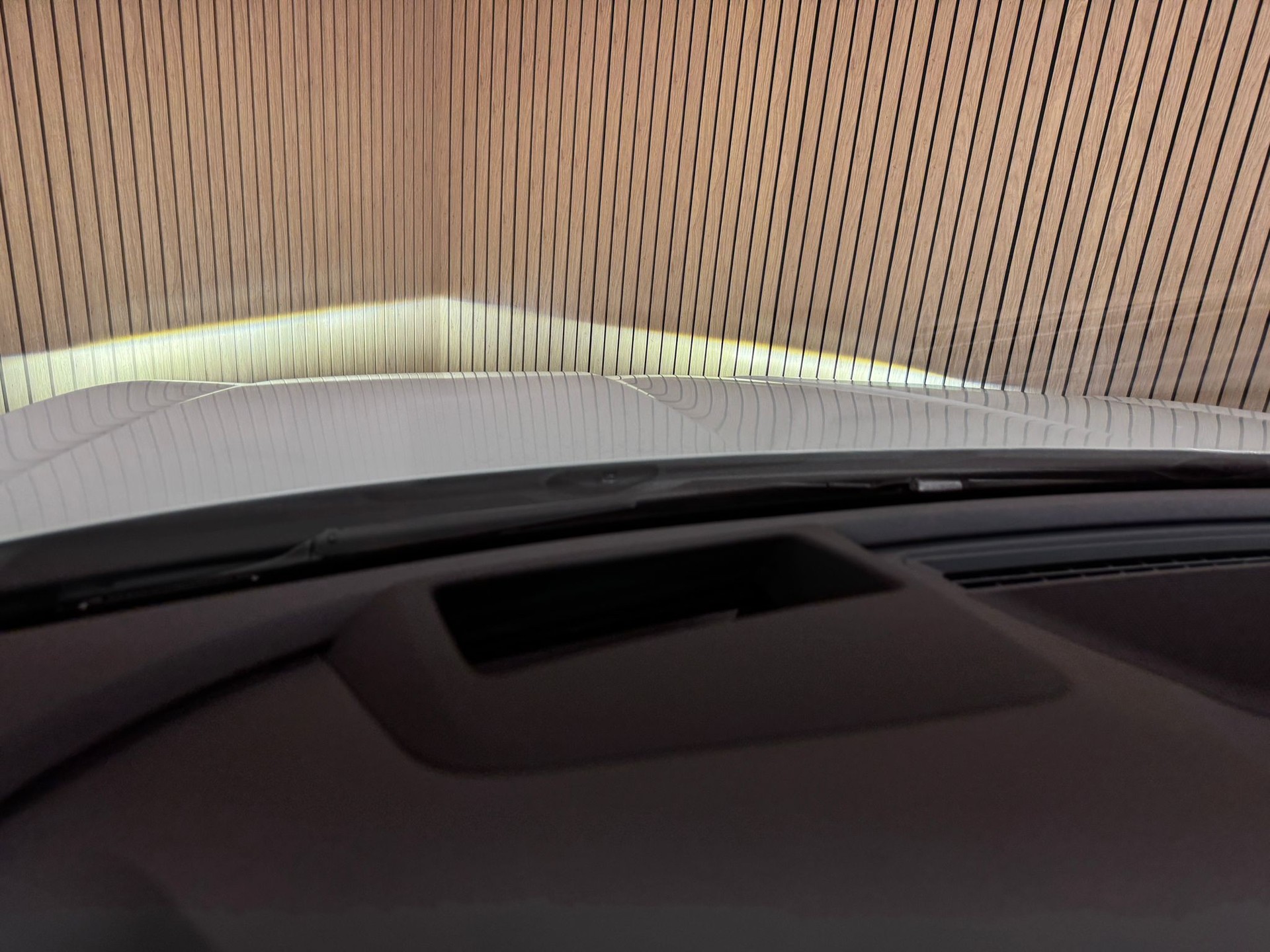 SKODA Superb Combi 1.5 TSI PHEV L&K DSG * 5Jahre Garantie*-image-12