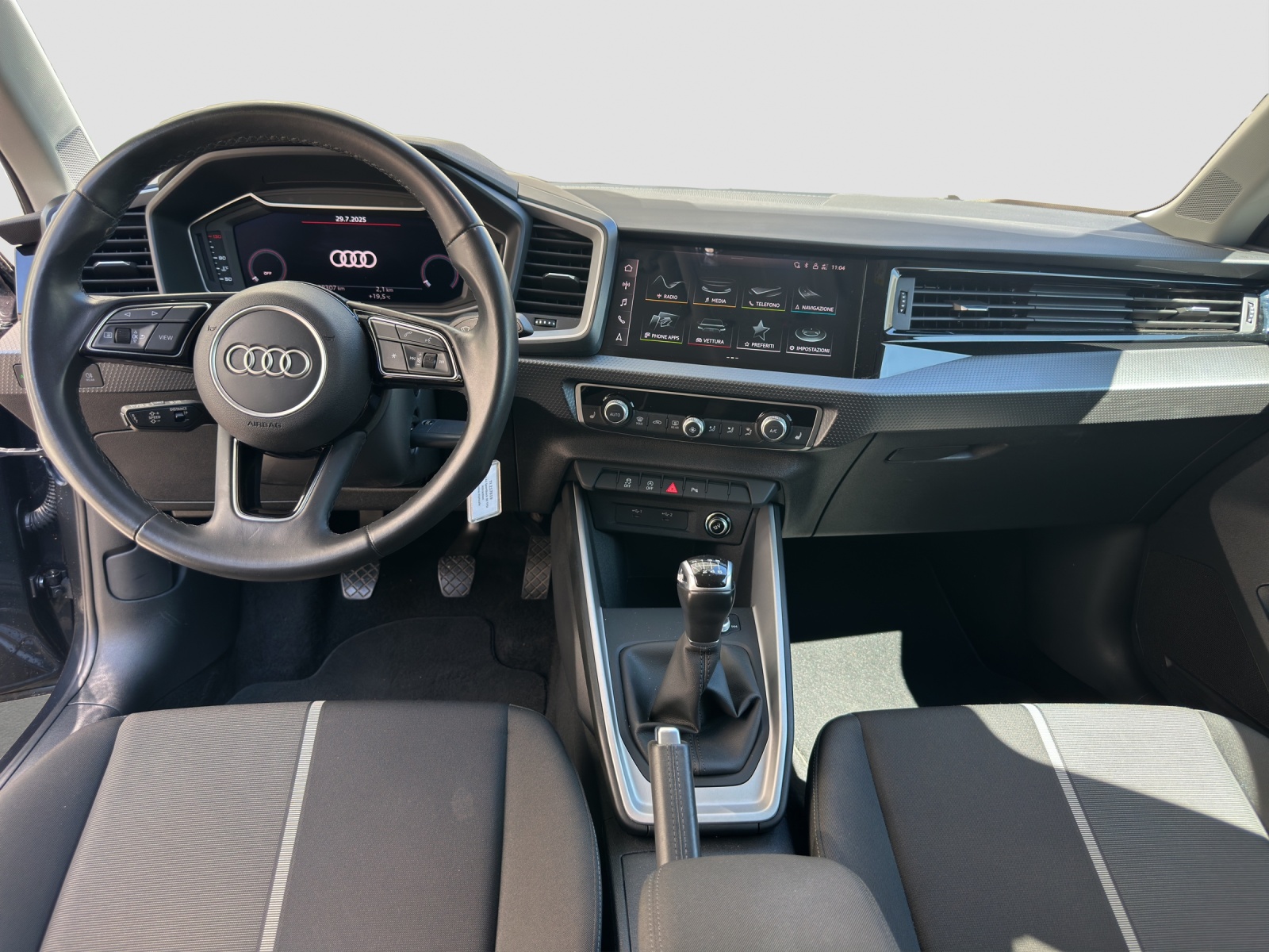 AUDI A1 Sportback 30 TFSI Attraction S-tronic-image-8