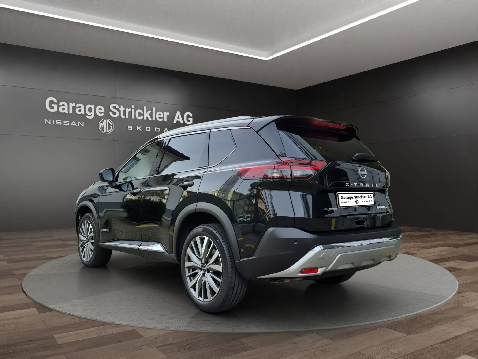NISSAN X-Trail 1.5 VC-T Tekna+ e-4orce 7P-image-2