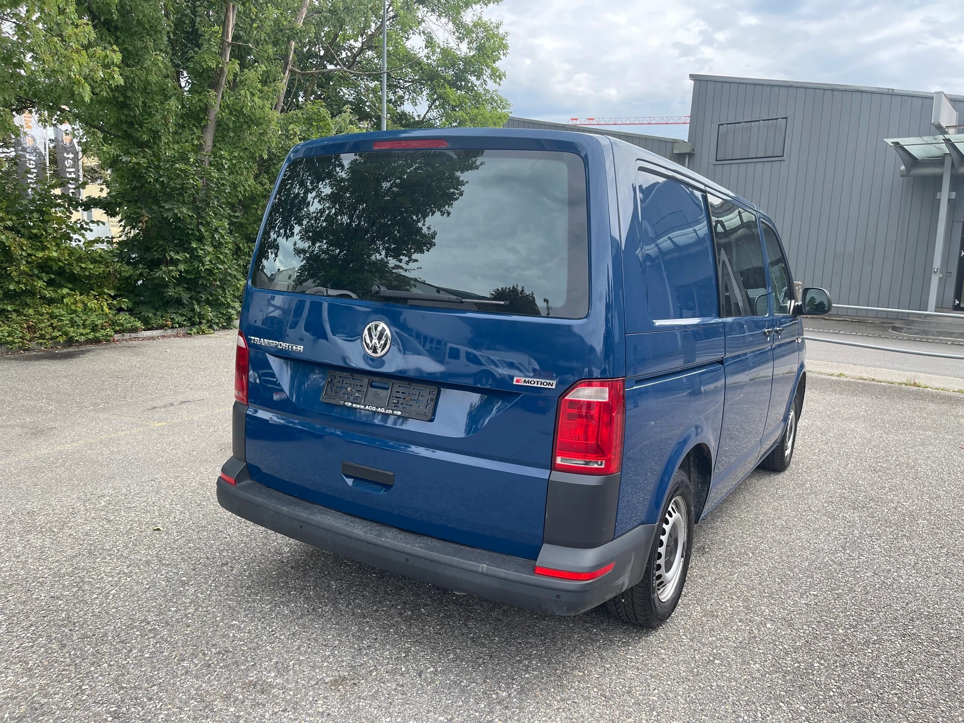 VW T6 2.0 TDI 4Motion * 02x Sitze * Gr. Navigation * Klimaanlage ** PDC H ** Frisch Ab MFK-image-4