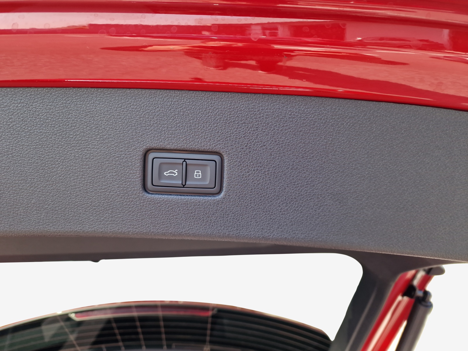 AUDI SQ8 SUV TFSI quattro tiptronic-image-13