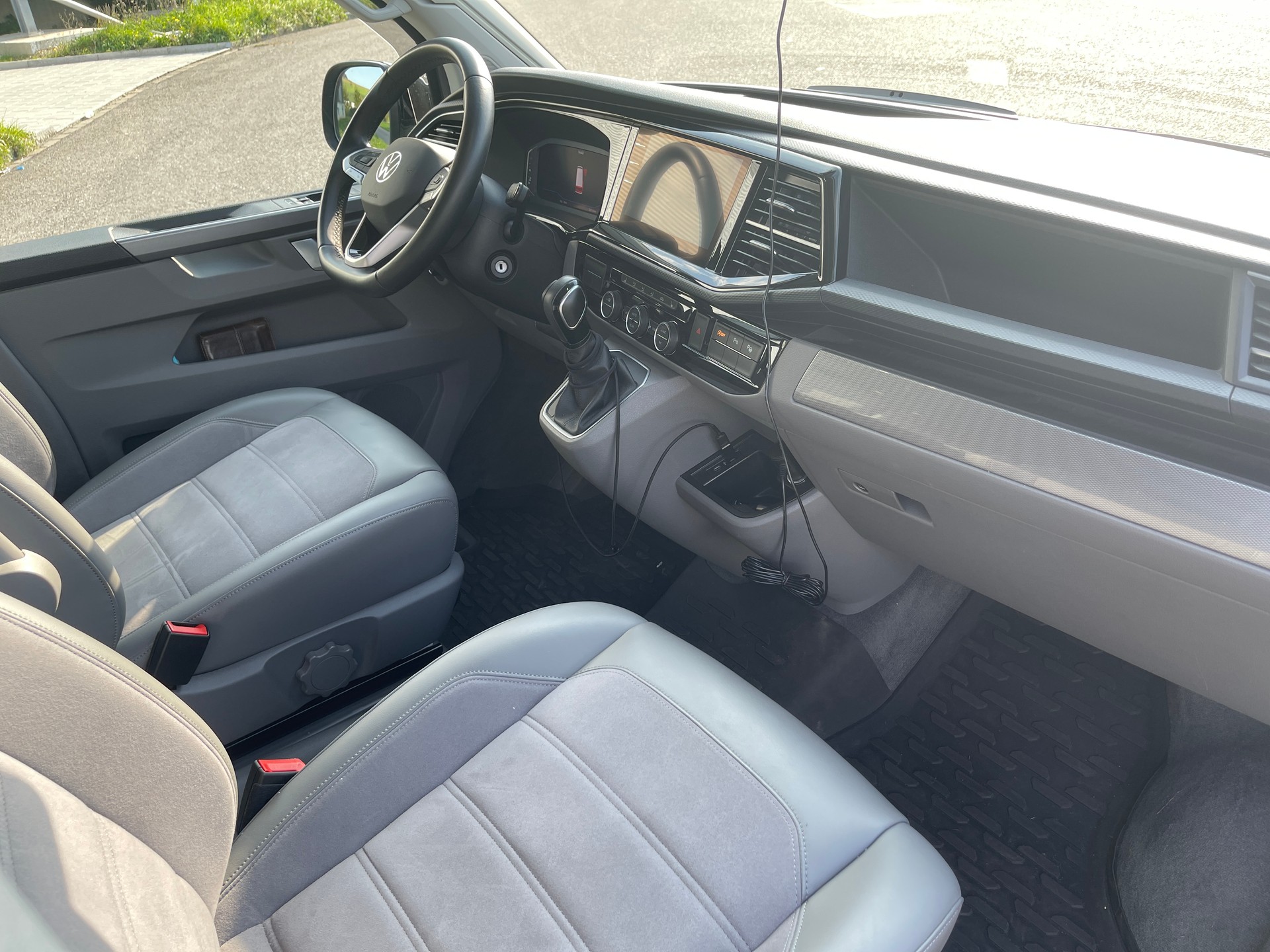 VW T6.1 California Ocean EDITION 2.0 Bi-TDI 4Motion-image-5