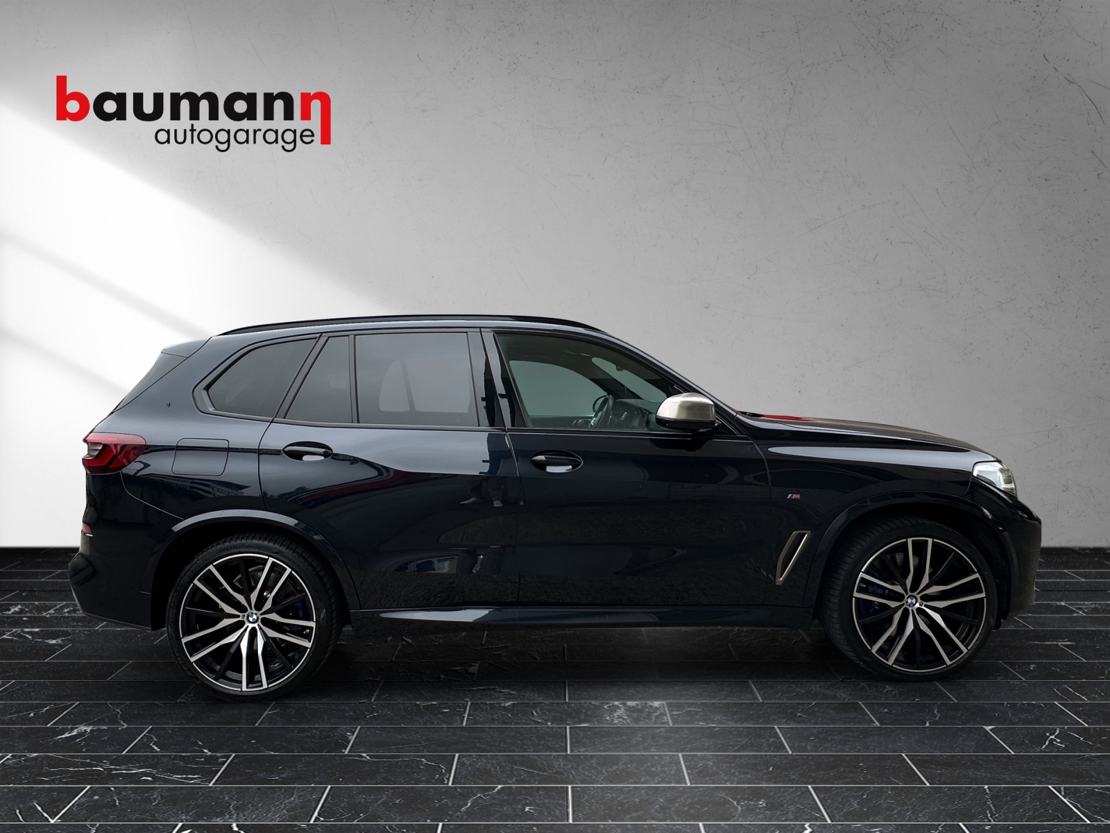 BMW X5 xDrive M50i Steptronic-image-6