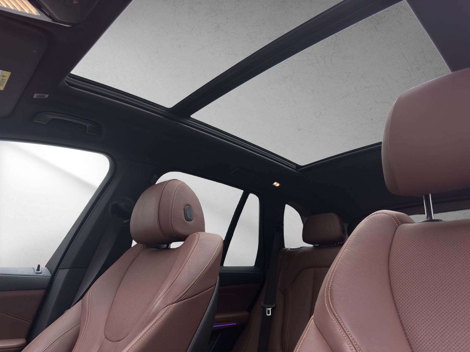 BMW X5 xDrive M50i Steptronic-image-18