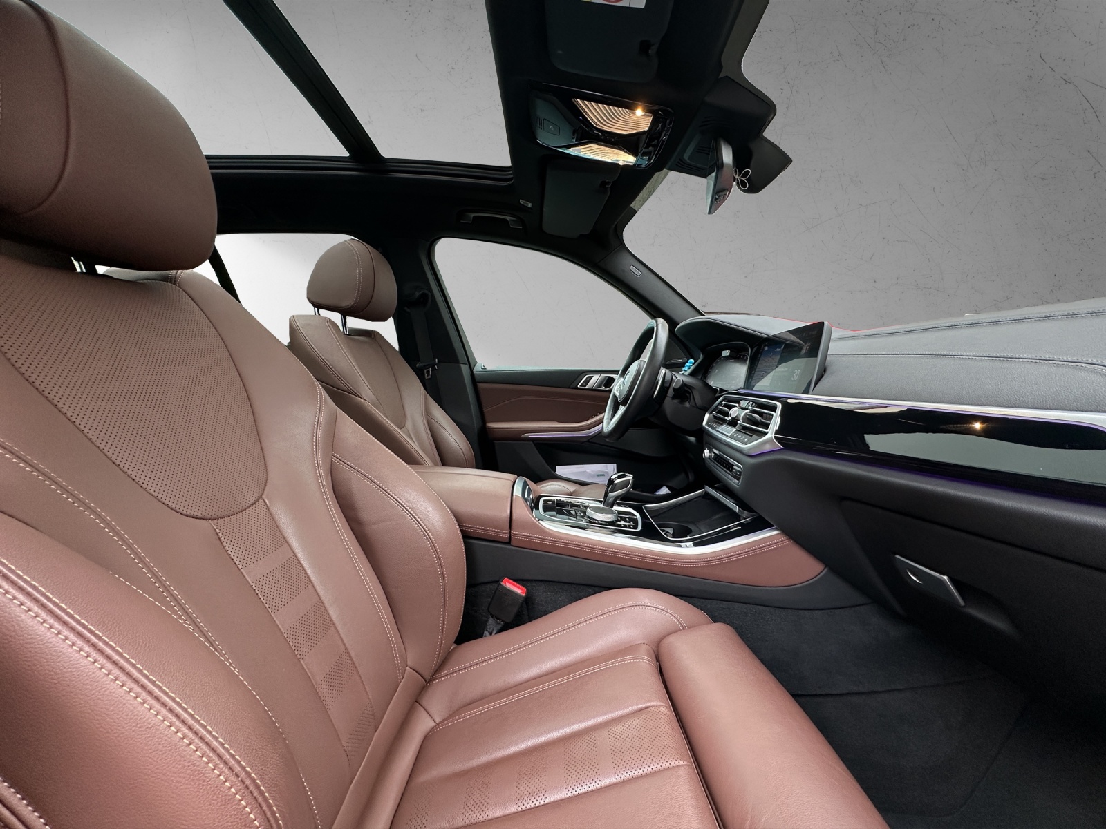 BMW X5 xDrive M50i Steptronic-image-15