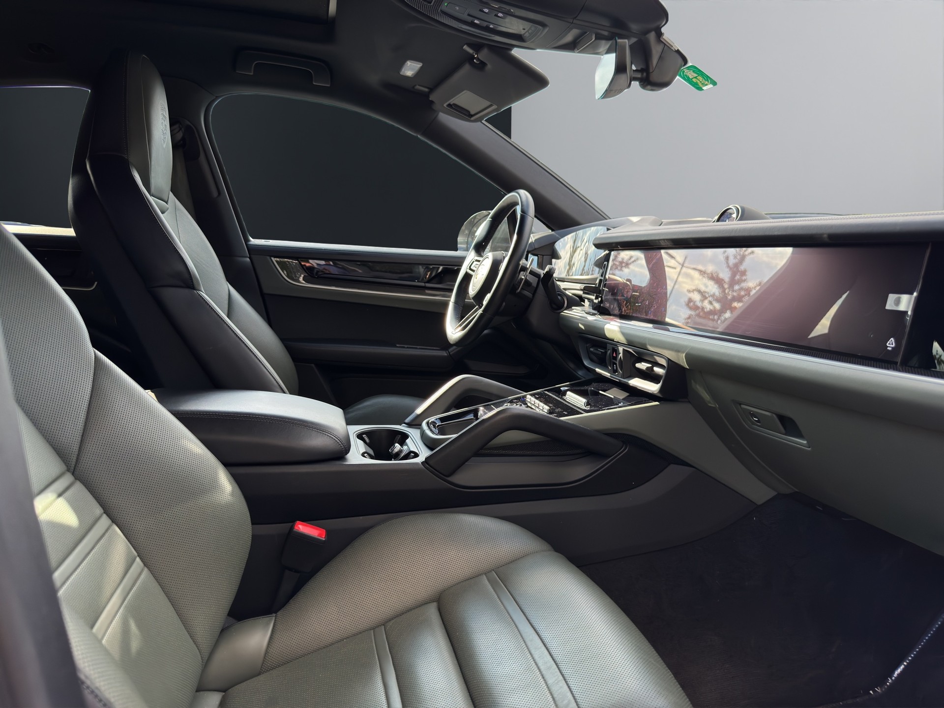 PORSCHE Cayenne Coupé E-Hybrid Tiptronic-image-15