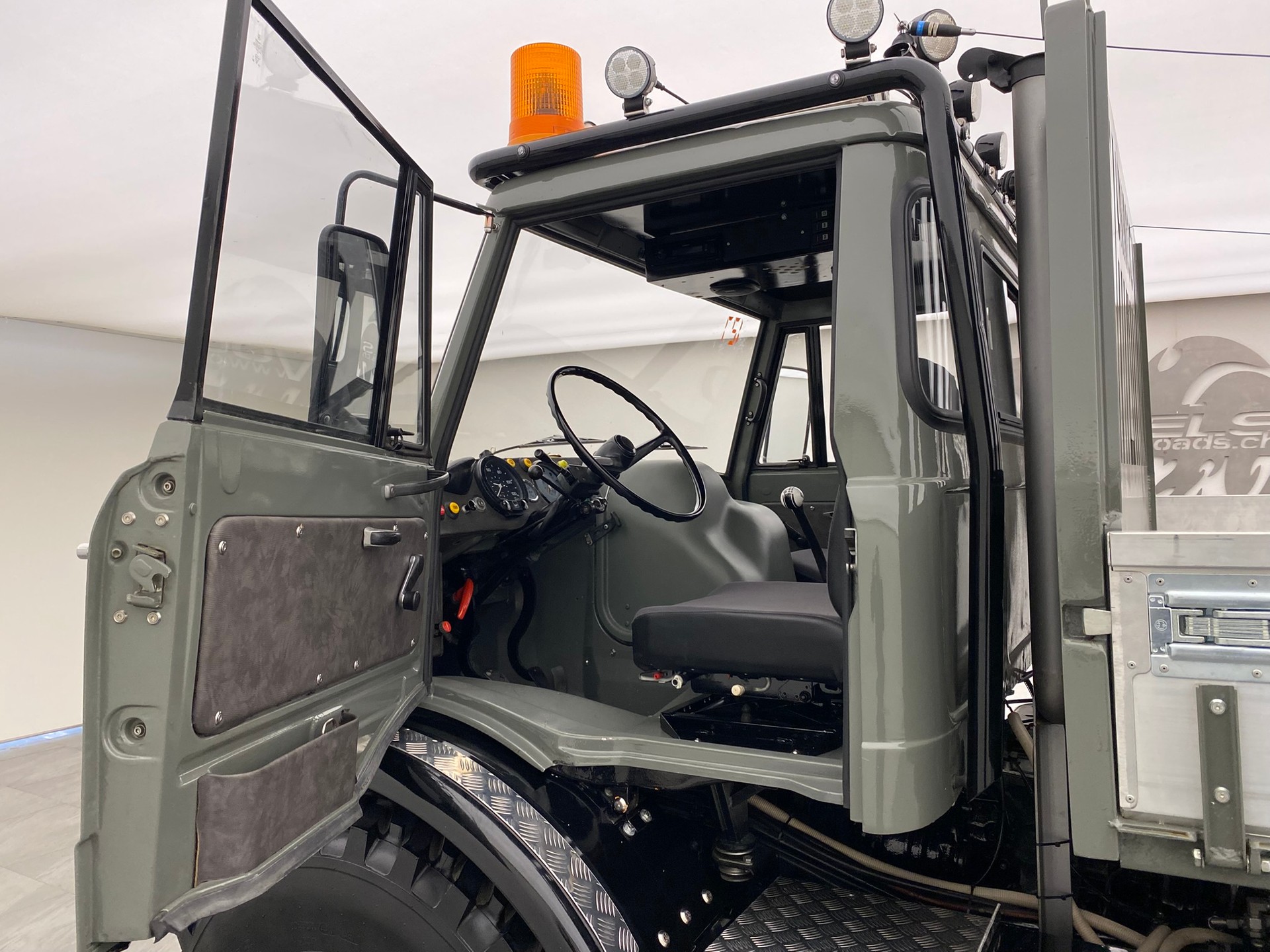 UNIMOG U 1100 BZW U 1100L-image-6