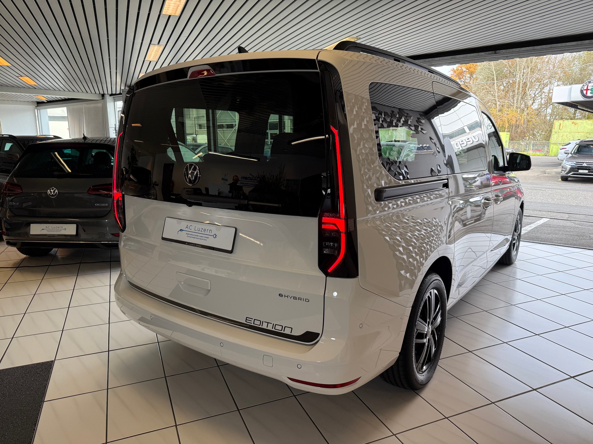 VW Caddy Maxi 1.5 TSI Plug in Hybrid DSG EDITION-showroom-element-2