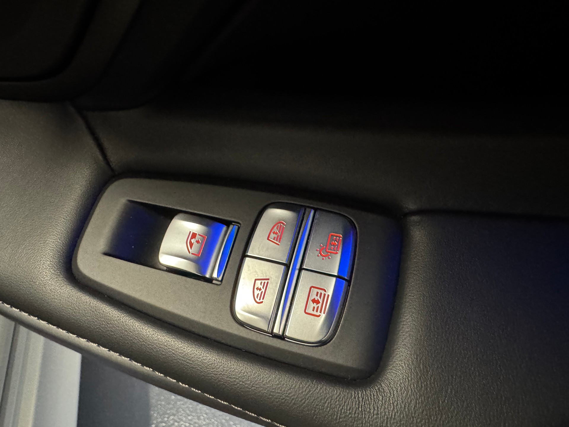 BMW 745Le xDrive M Sport Steptronic-image-23