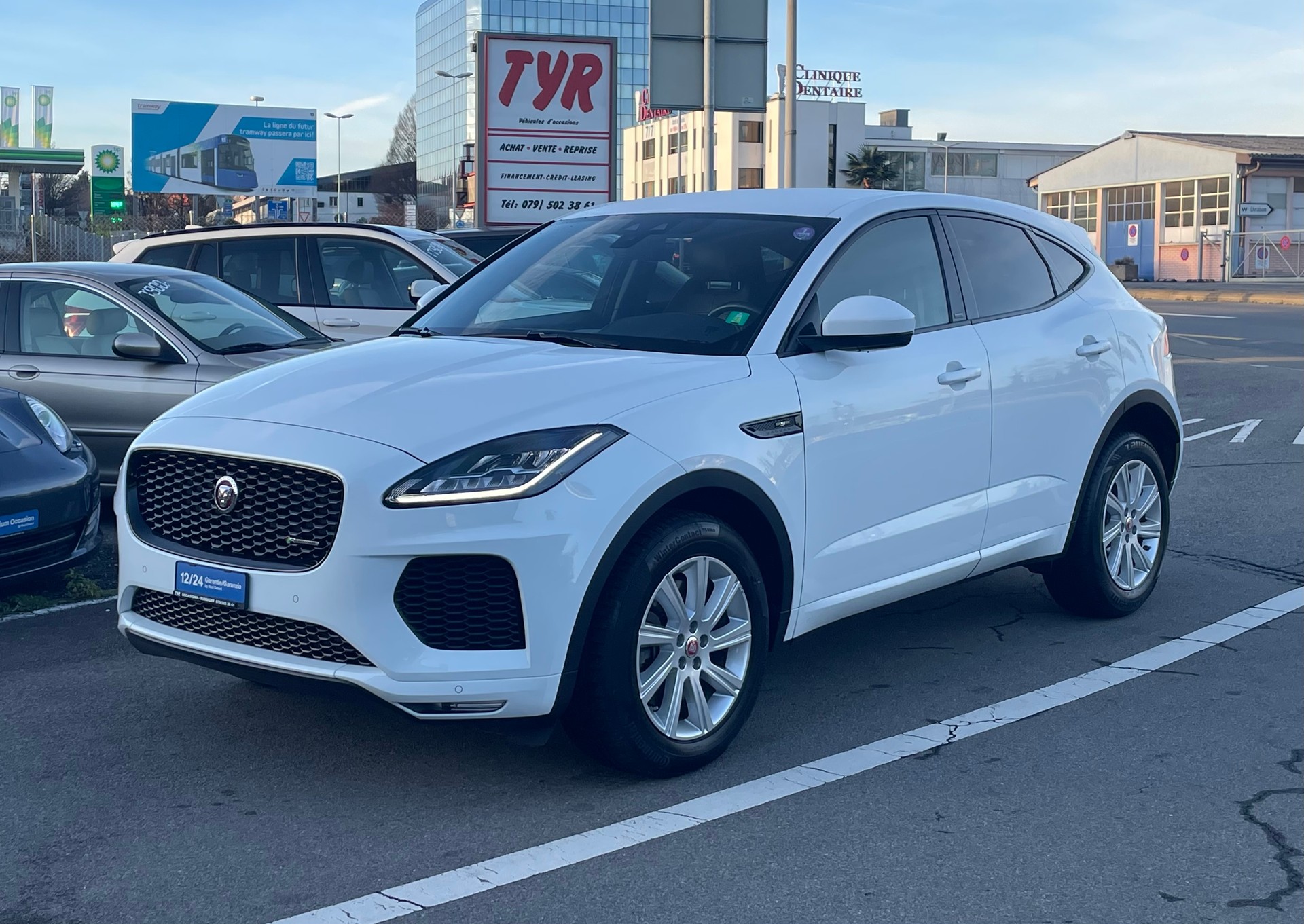 JAGUAR E-Pace 2.0 P250 R-Dynamic S AWD Automatik