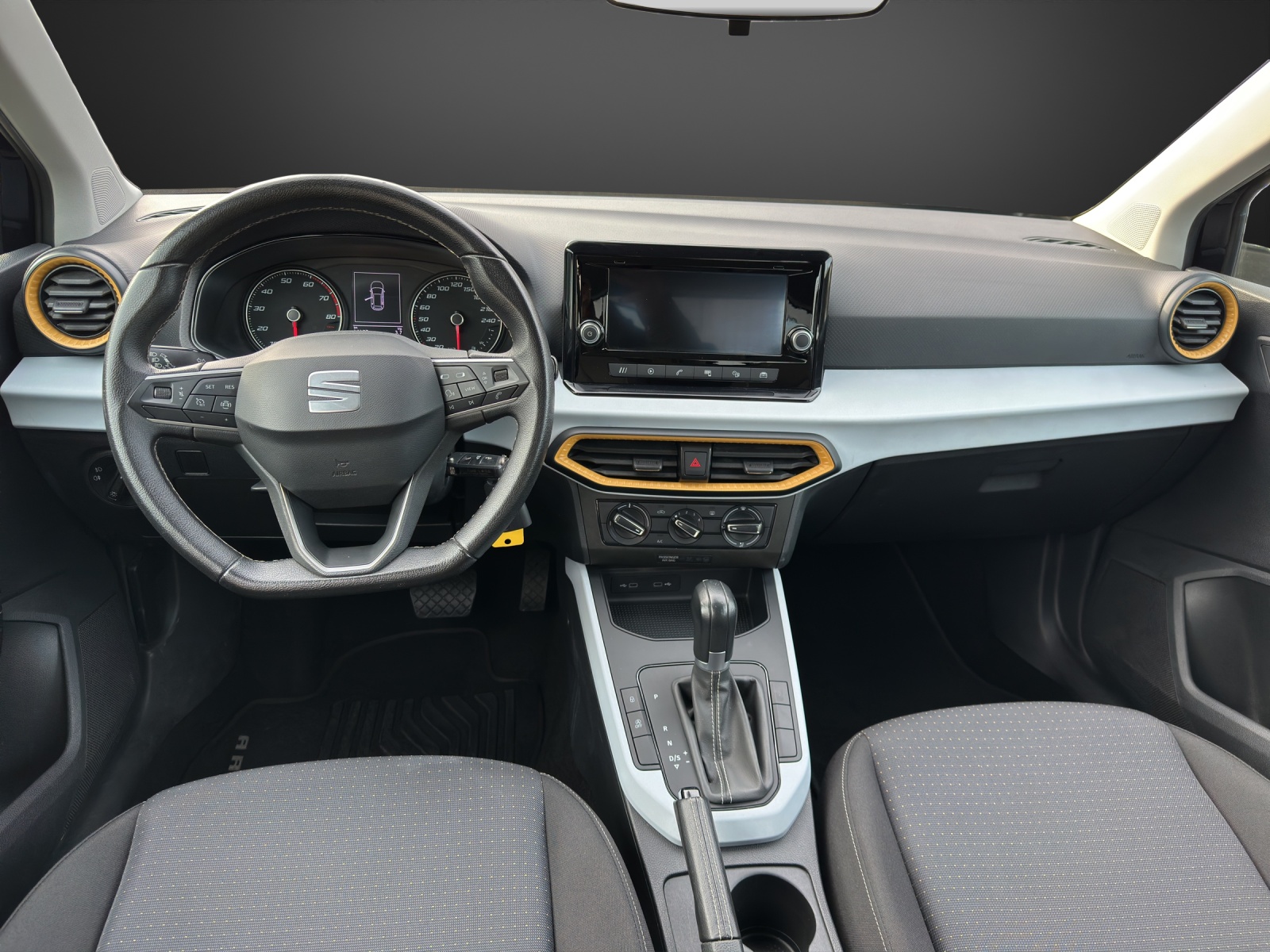 SEAT Arona 1.0 TSI Eco Style DSG-image-9