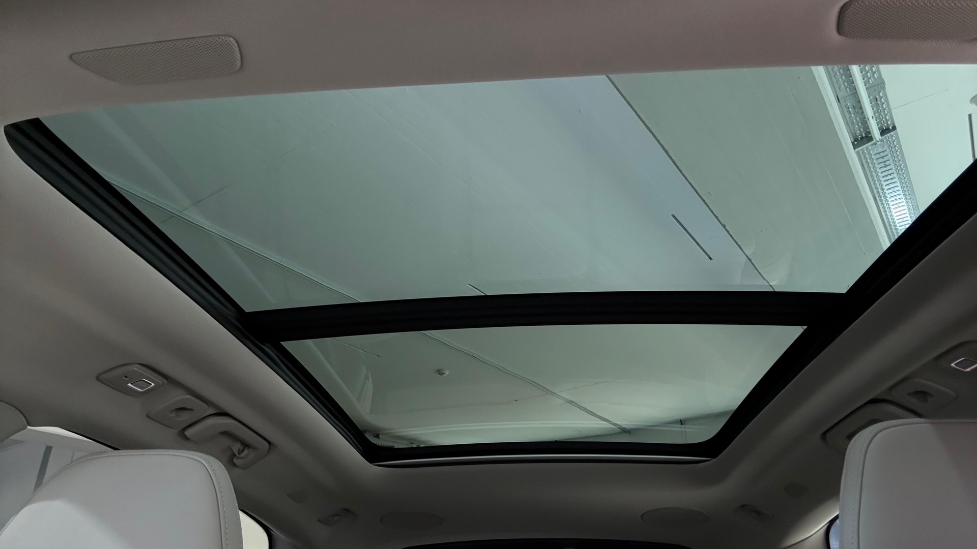 VOLVO XC60 2.0 T6 TE Ultra Bright eA-image-9