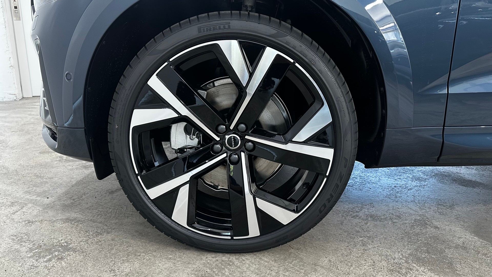 VOLVO XC60 2.0 T6 TE Ultra Bright eA-image-7