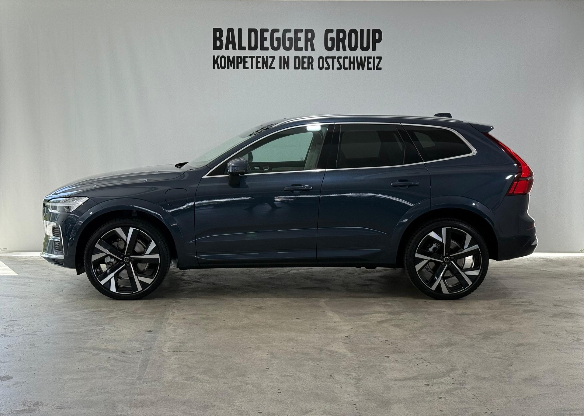 VOLVO XC60 2.0 T6 TE Ultra Bright eA-image-1