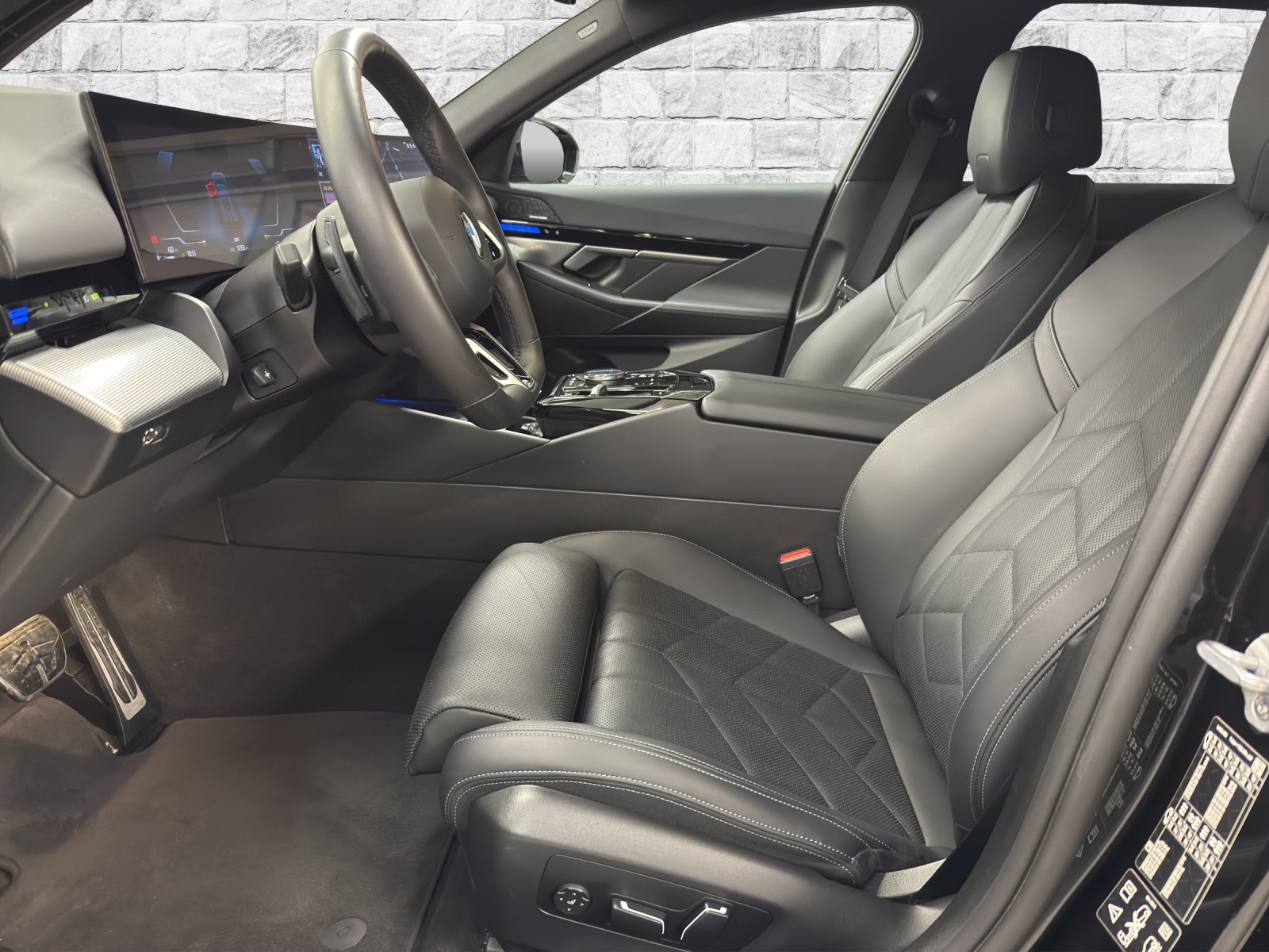 BMW 520d xDr 48V Tour M Sport-image-6