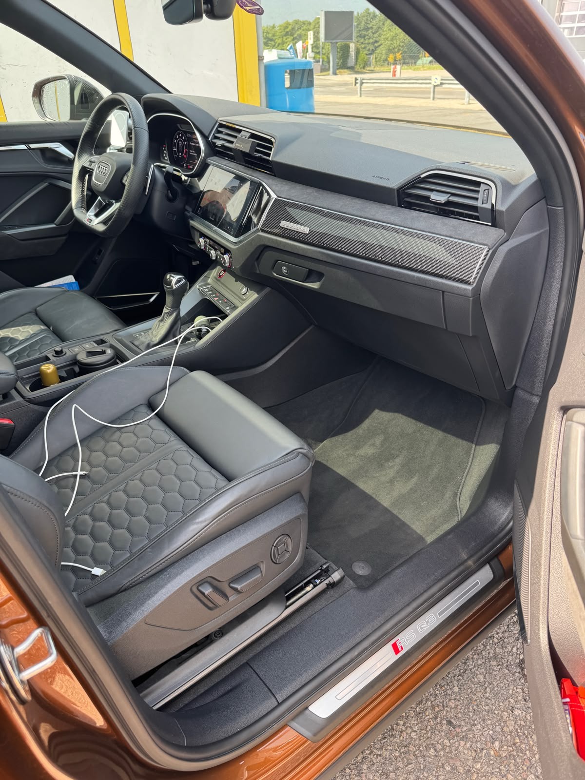 AUDI RS Q3 Sportback quattro S tronic-image-3