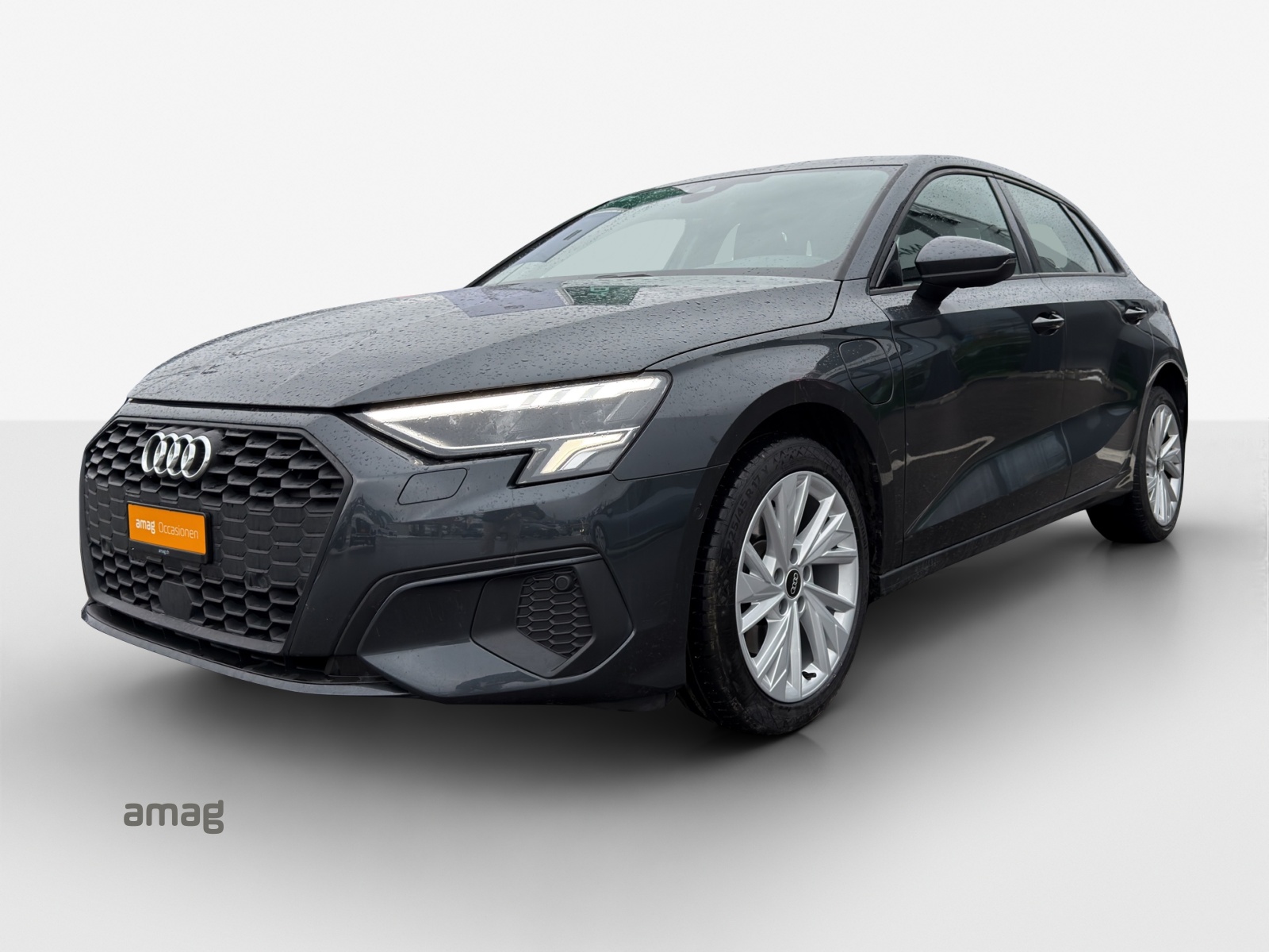 AUDI A3 Sportback 40 TFSI e Attraction S-tronic-image-0