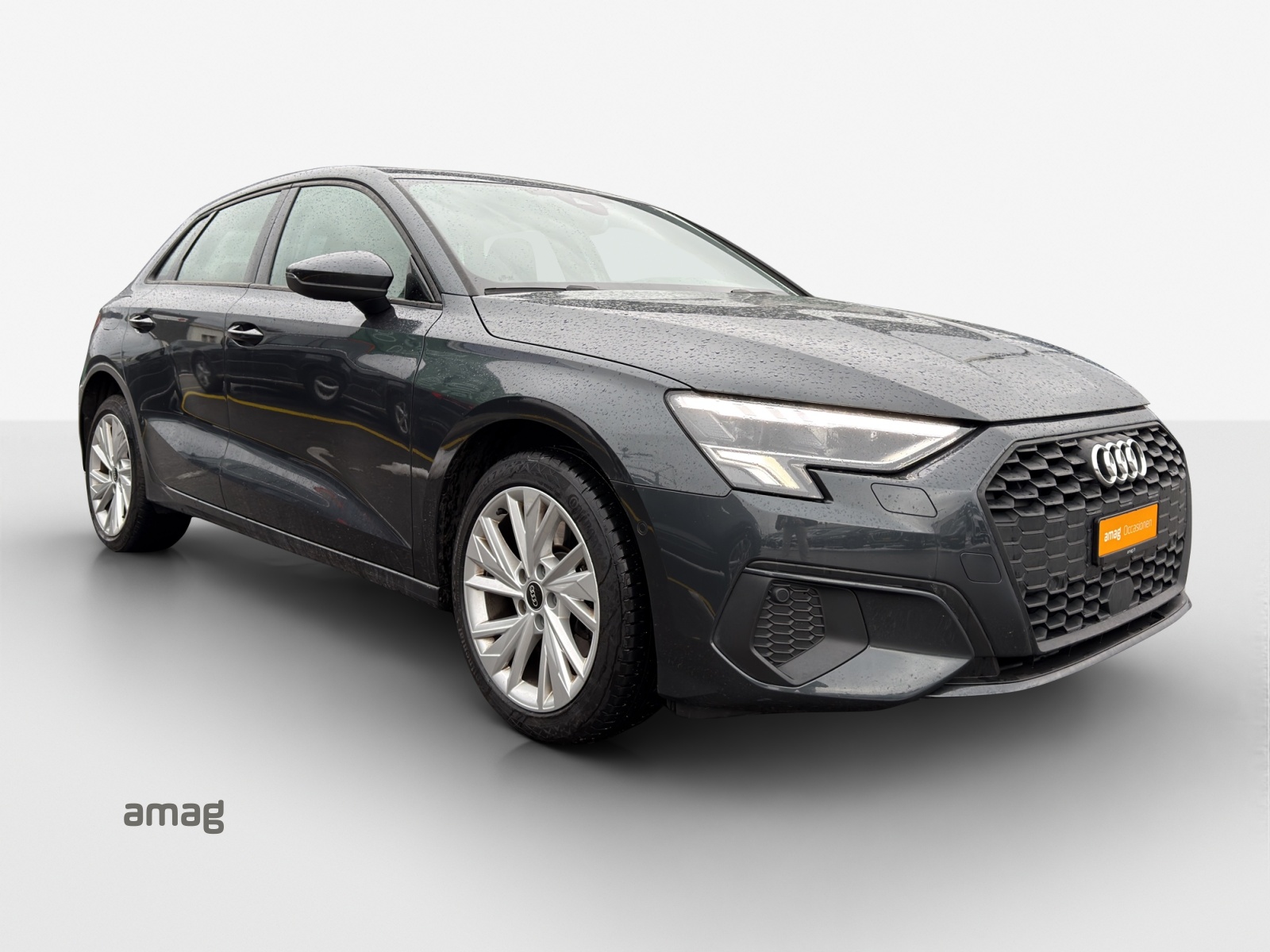 AUDI A3 Sportback 40 TFSI e Attraction S-tronic-image-5