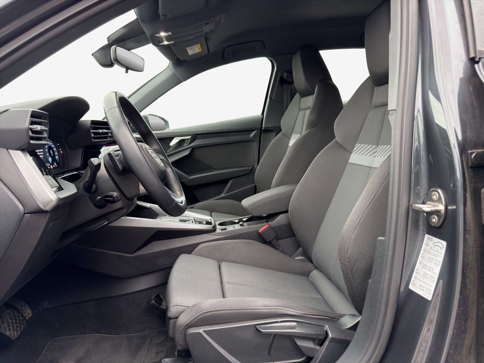 AUDI A3 Sportback 40 TFSI e Attraction S-tronic-image-7