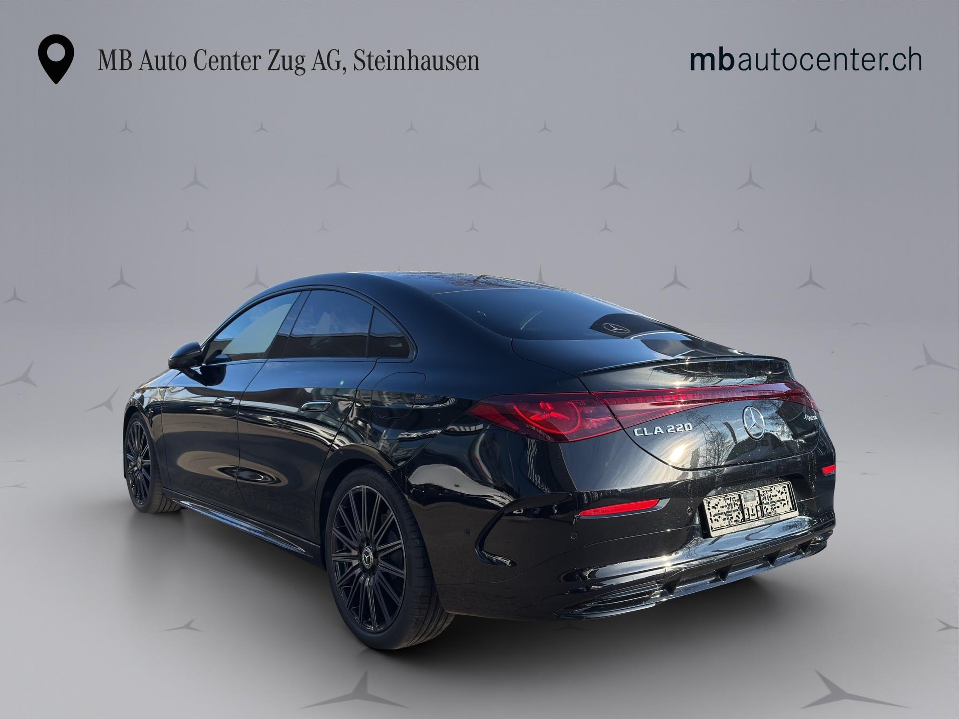 MERCEDES-BENZ CLA 220 AMG Line 4matic-image-2