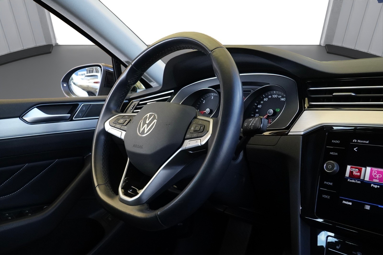 VW Passat 2.0 TDI BMT Elegance DSG *CH Fahrzeug & 190 PS*-image-13