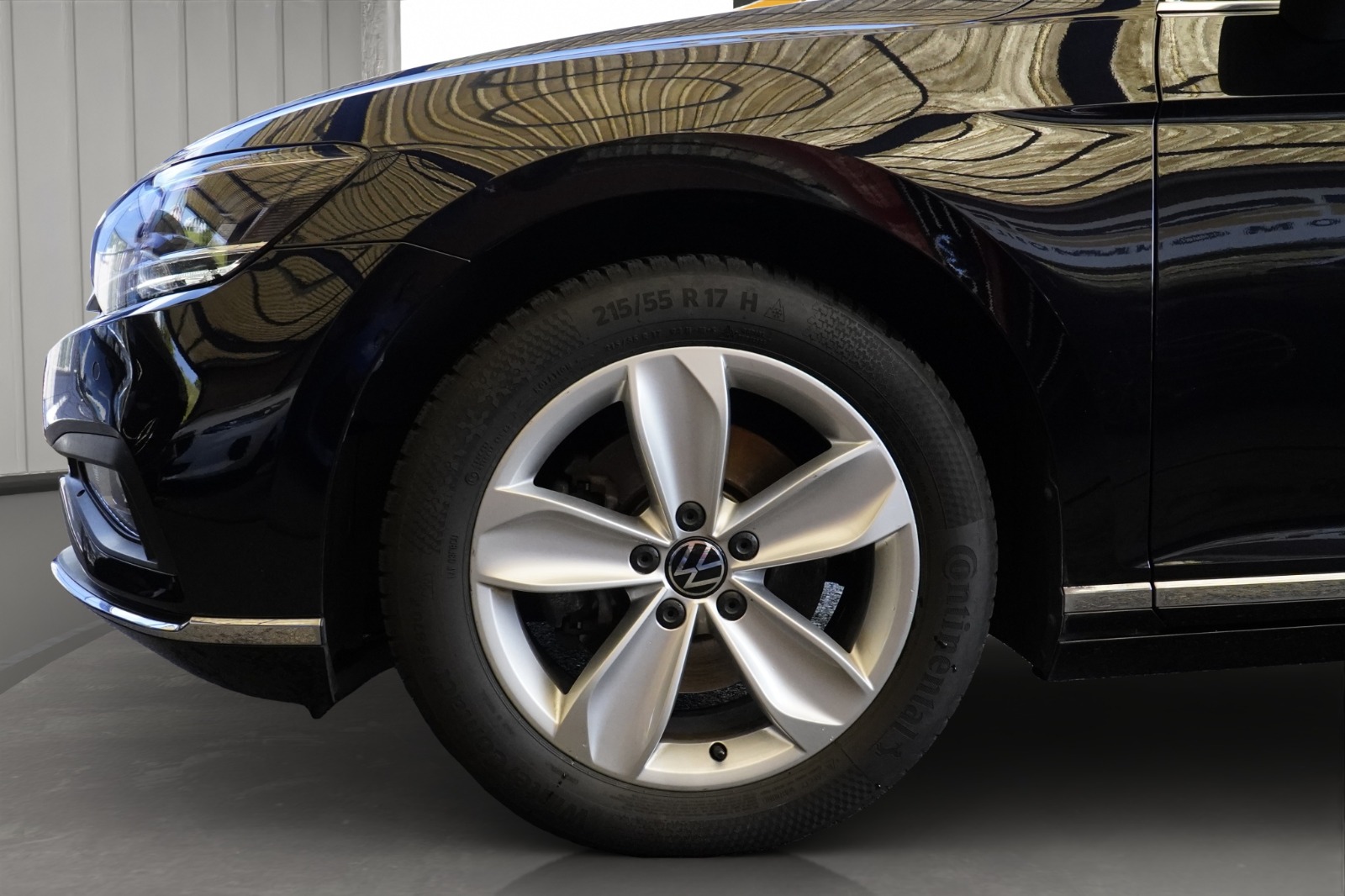 VW Passat 2.0 TDI BMT Elegance DSG *CH Fahrzeug & 190 PS*-image-7