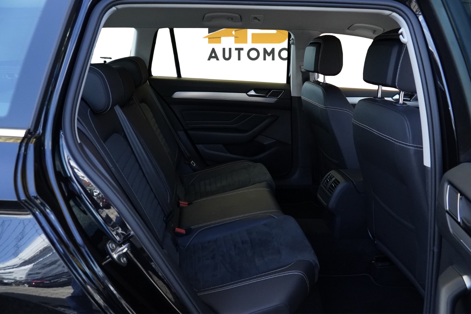 VW Passat 2.0 TDI BMT Elegance DSG *CH Fahrzeug & 190 PS*-image-15