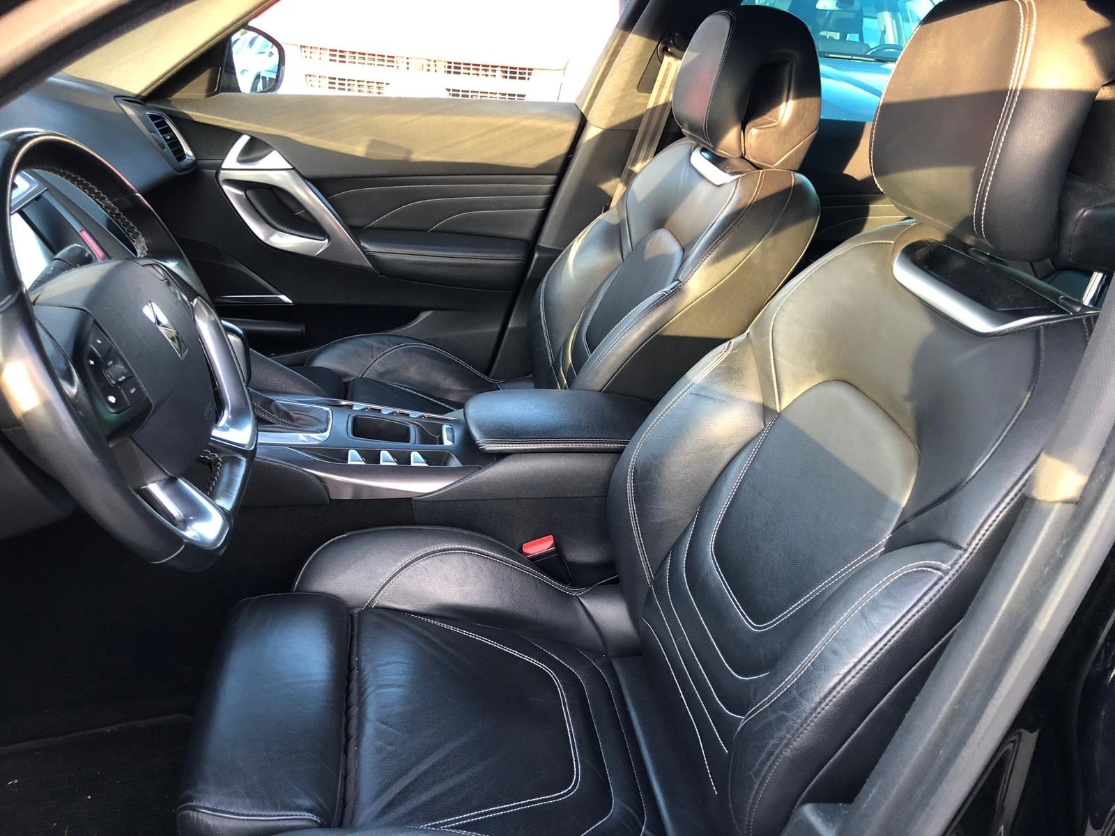 DS AUTOMOBILES DS5 1.6 Turbo SO Chic Automatic-image-6